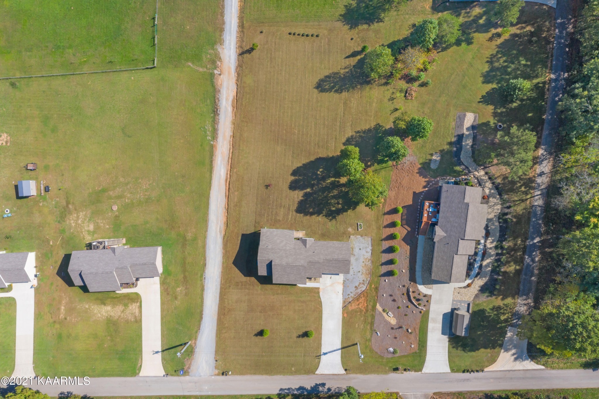 Lanier Rd, Maryville, TN 37801