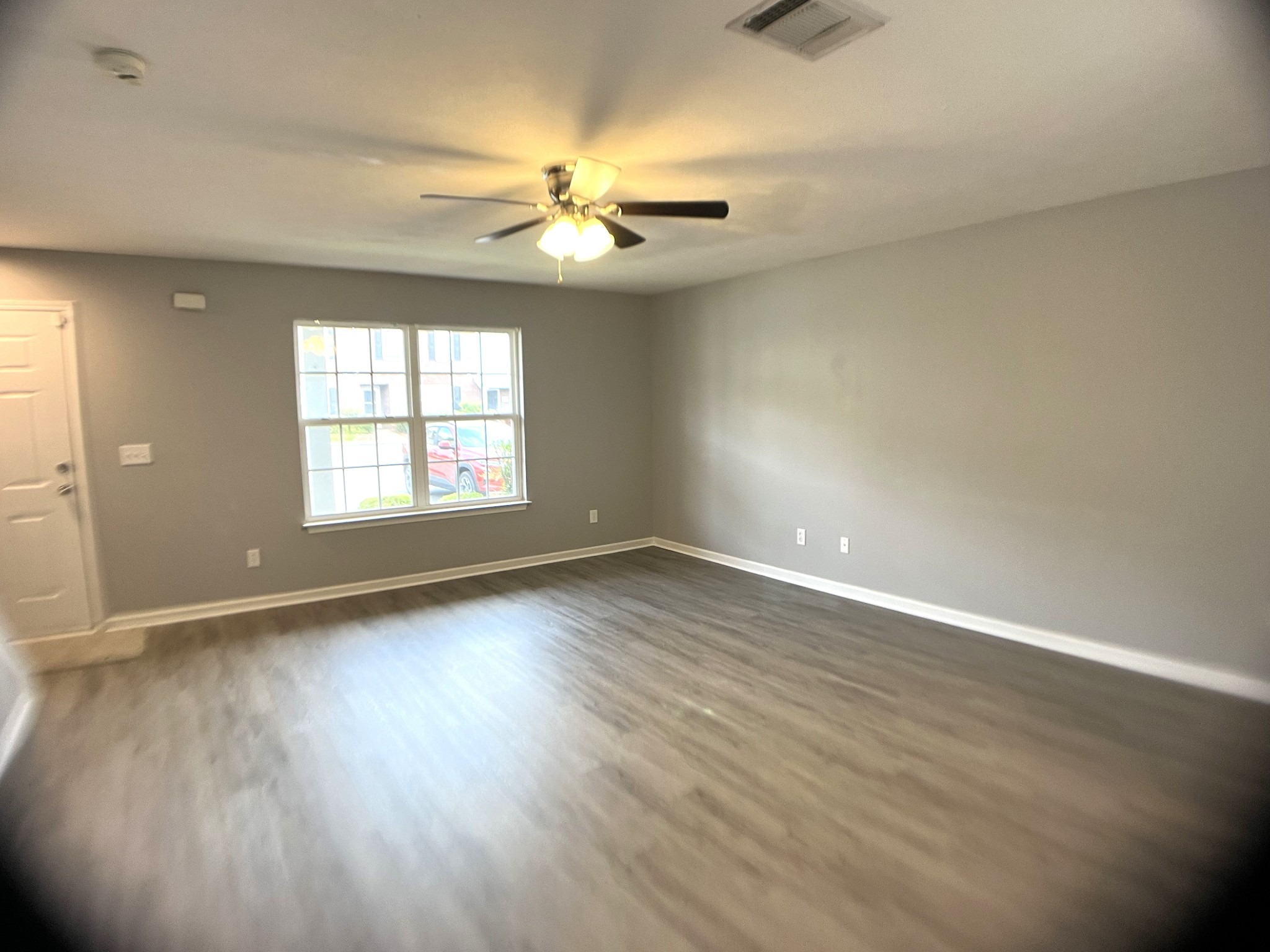 George Buchanan Dr, LA Vergne, TN 37086 #1
