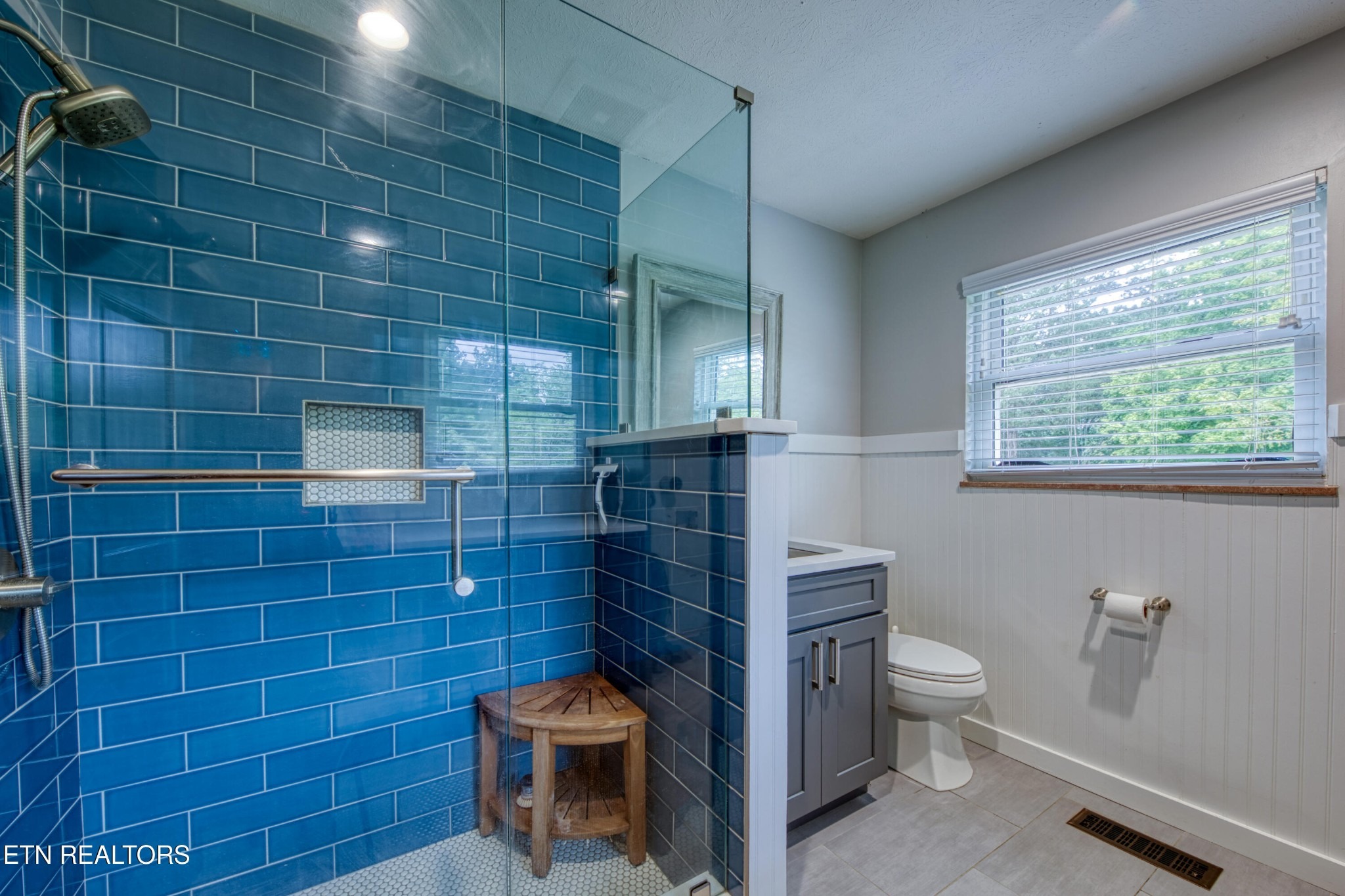 Luttrell Rd, Knoxville, TN 37918