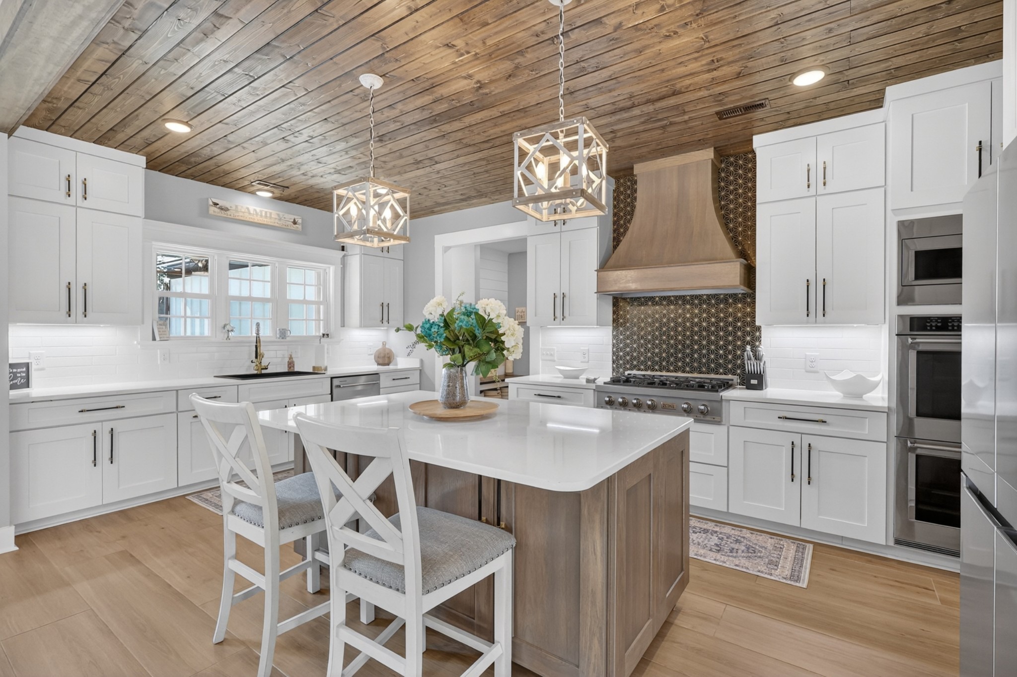Mount Vernon Rd, Bethpage, TN 37022