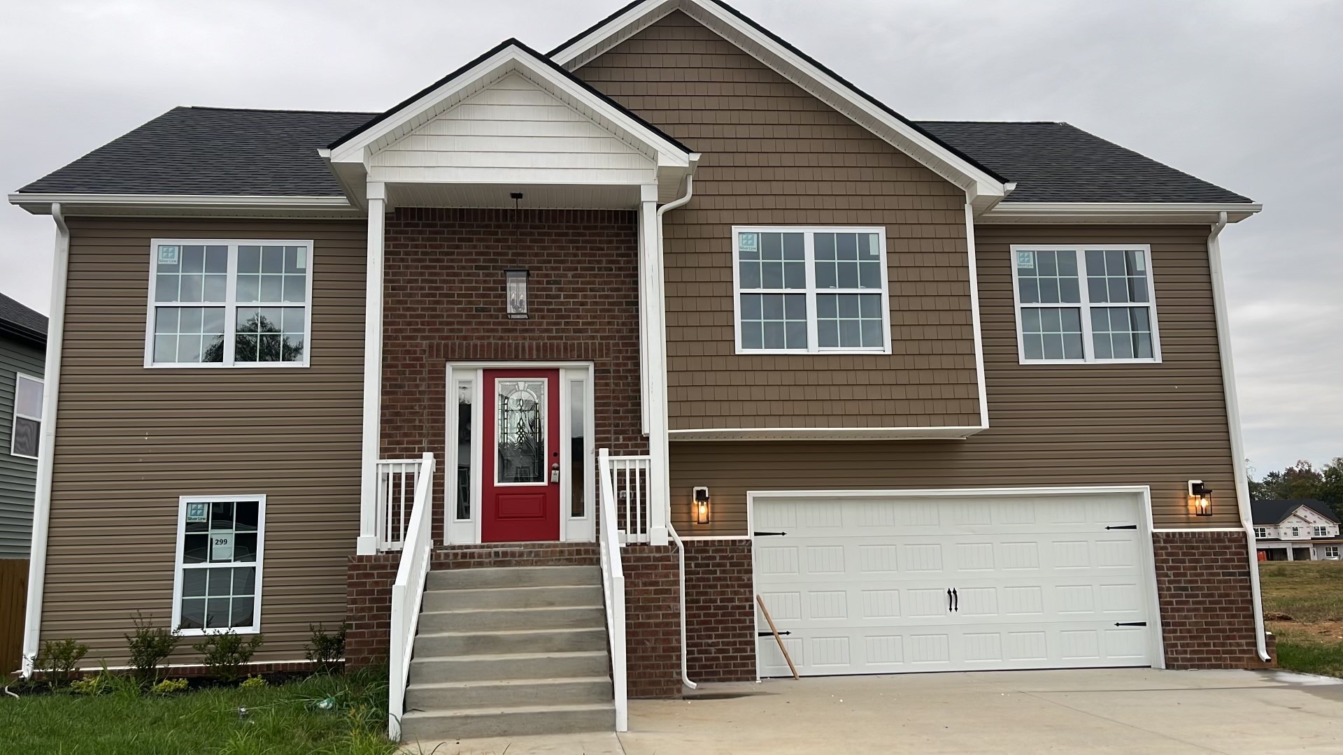 Emma Dean Dr, Clarksville, TN 37042