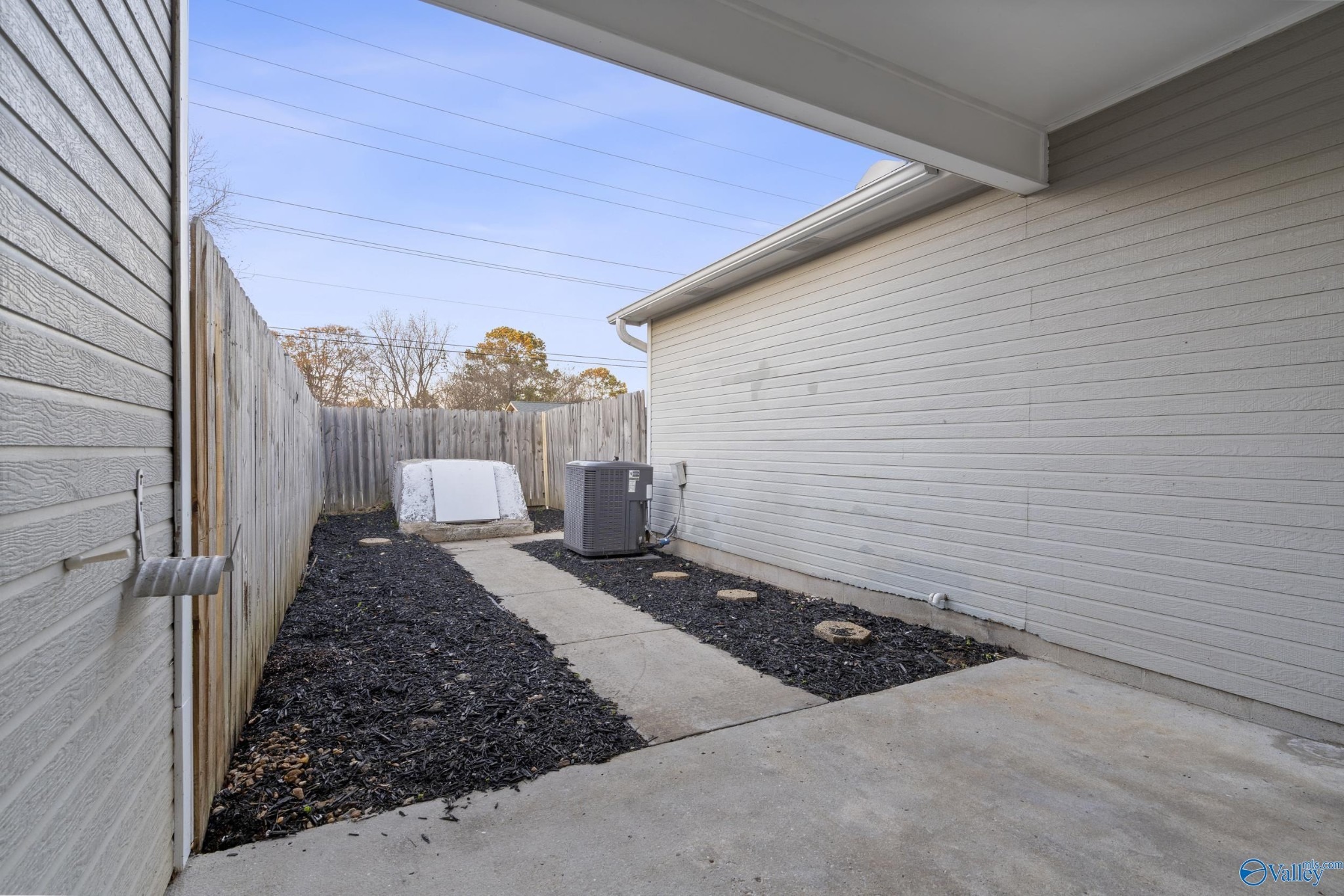 Autumnwood Dr, Decatur, AL 35601 #1