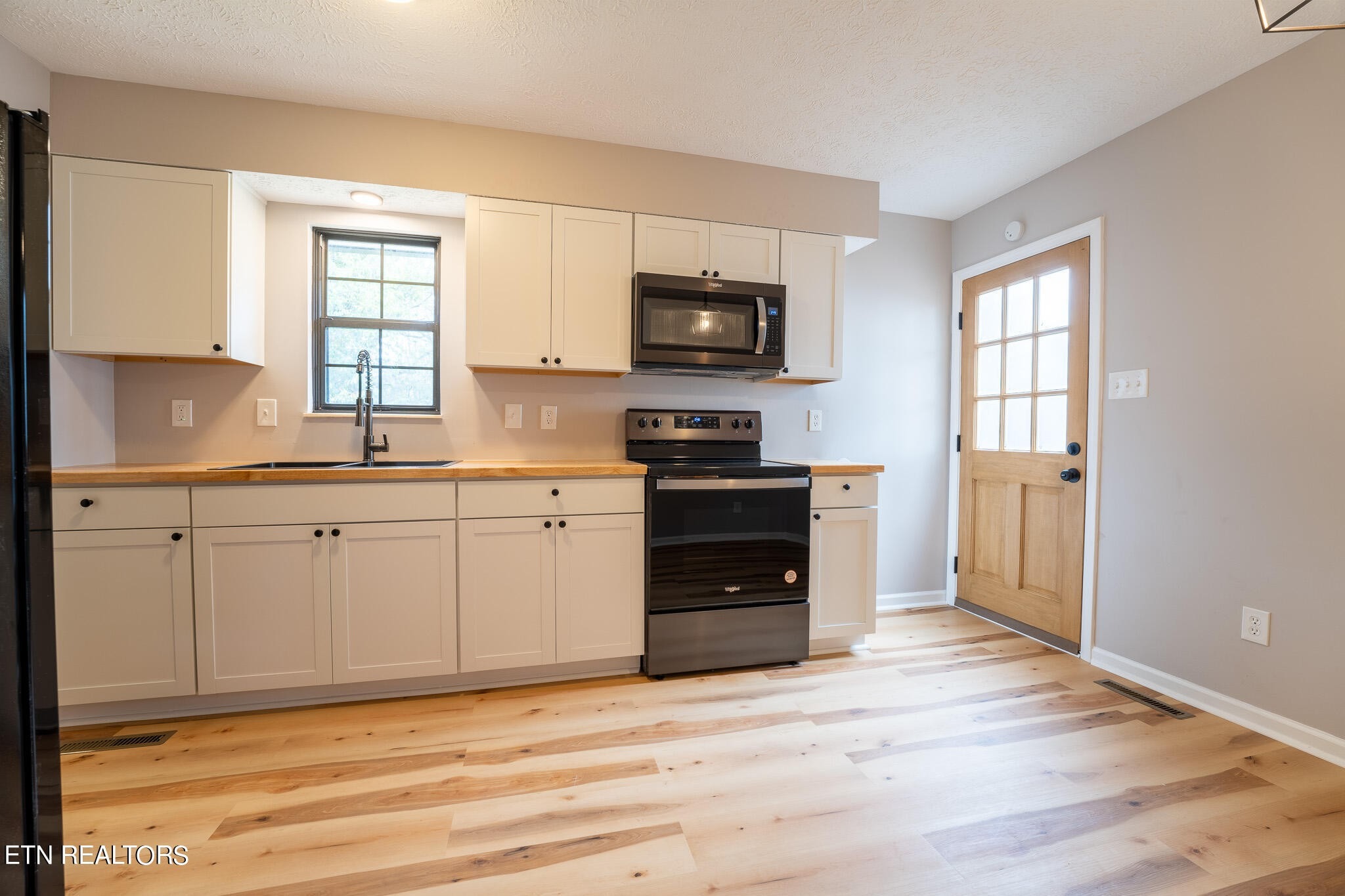 Wexgate Rd, Knoxville, TN 37931