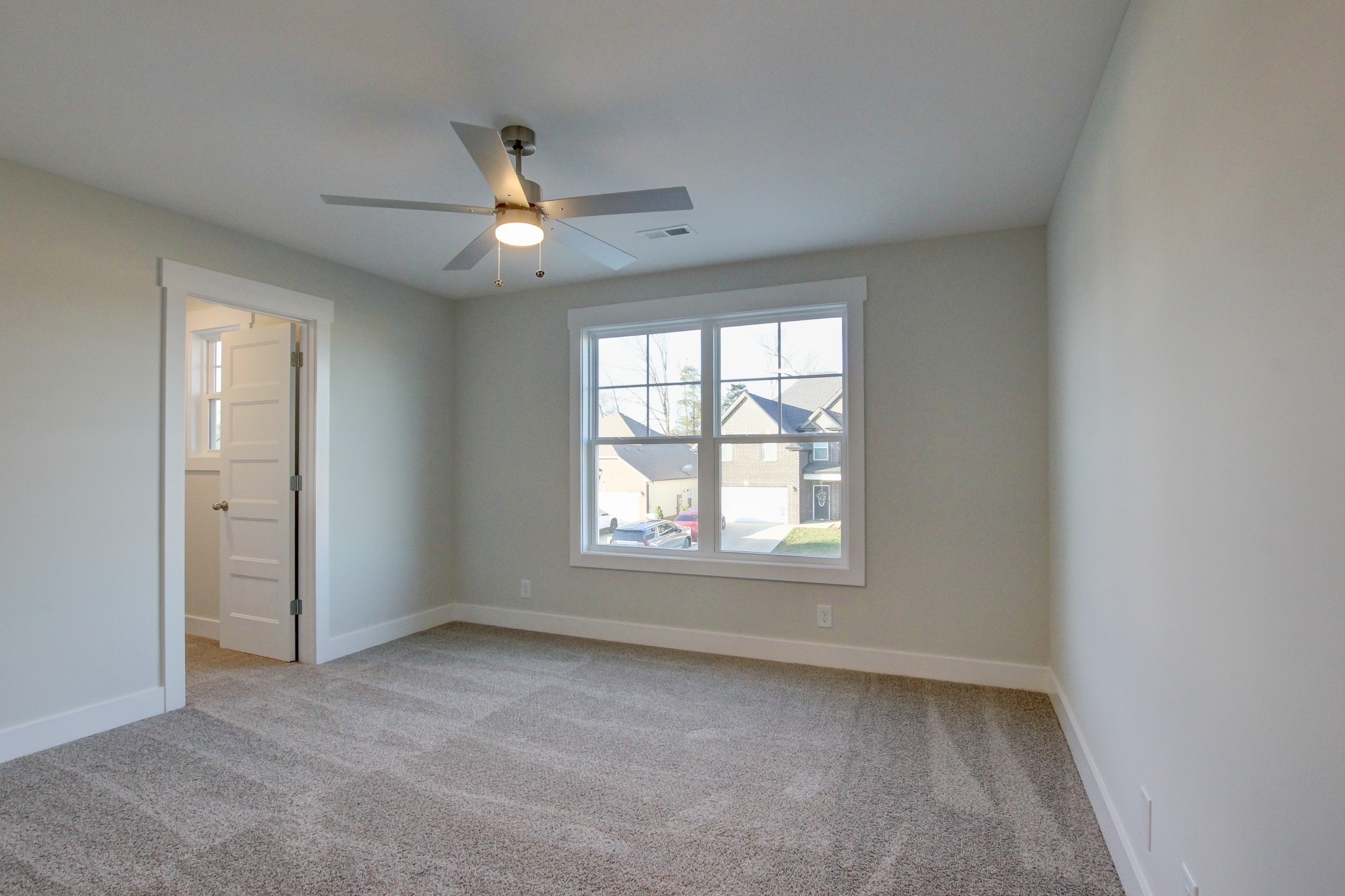 Kildeer Dr, Clarksville, TN 37040
