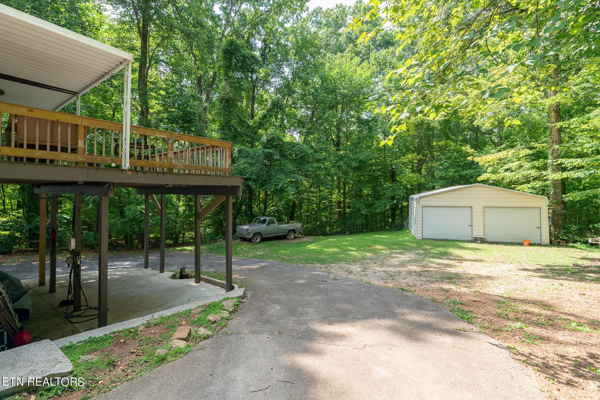 Outer Dr, Oak Ridge, TN 37830 #1