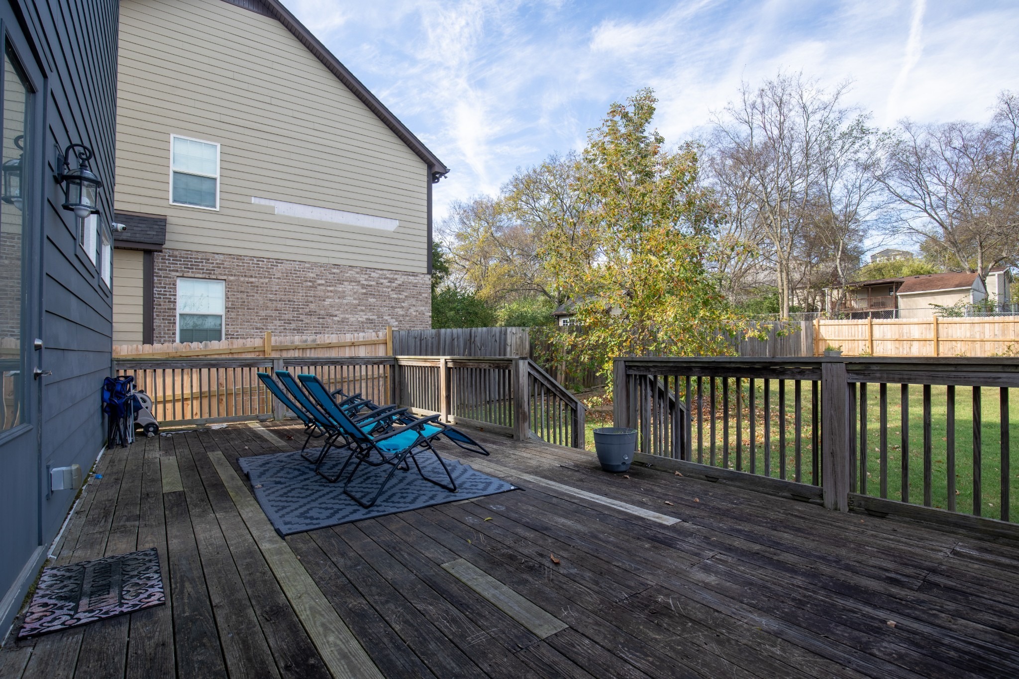 Avondale Cir, Nashville, TN 37207