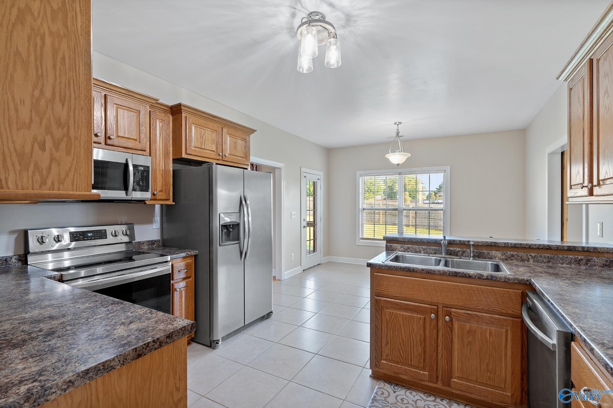 Reeney Dr, New Market, AL 35761