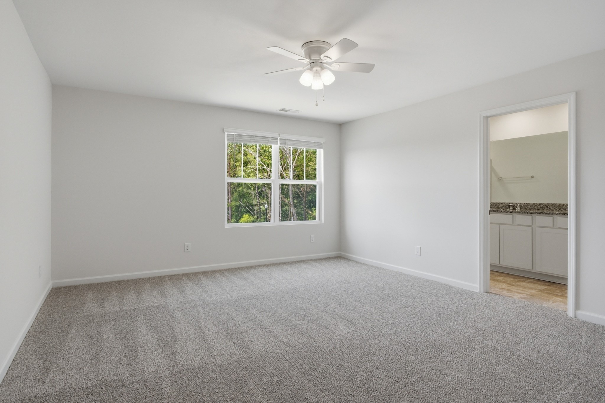 Averee Ct, Lebanon, TN 37087