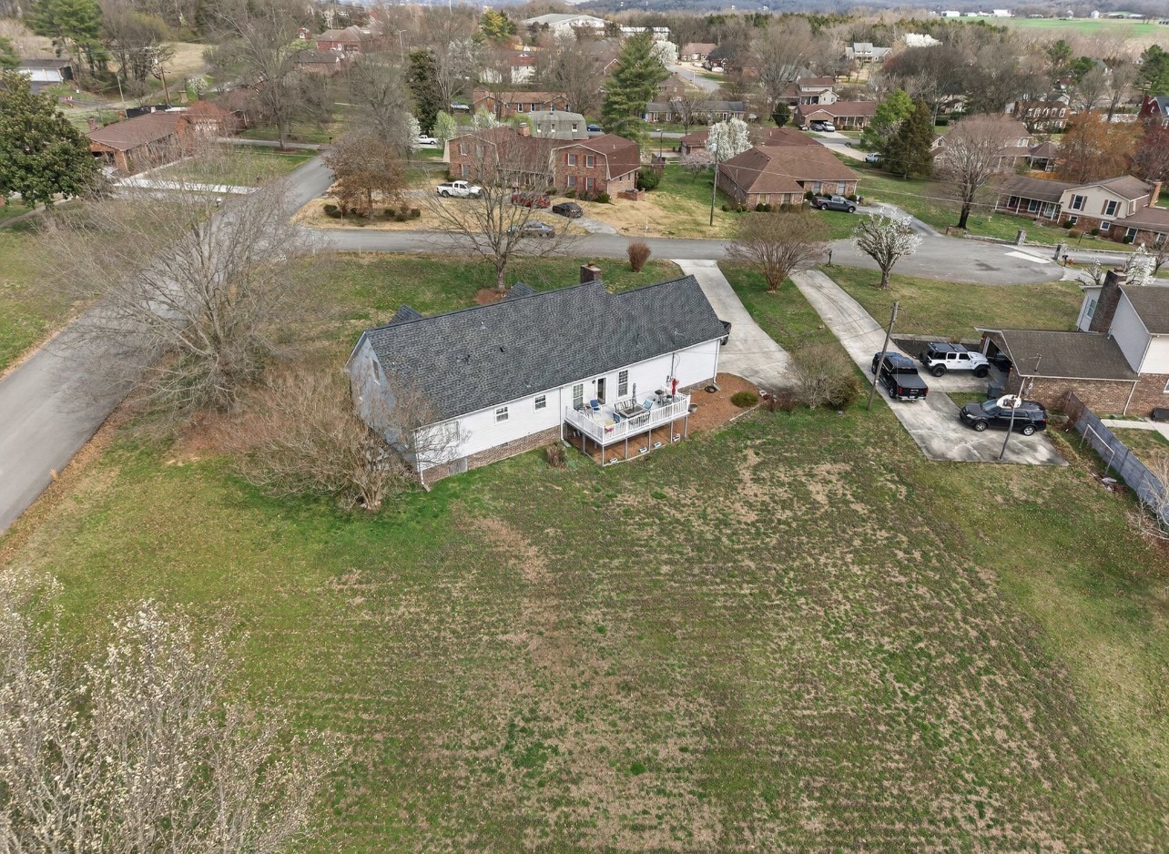 Chadwick Dr, Fayetteville, TN 37334