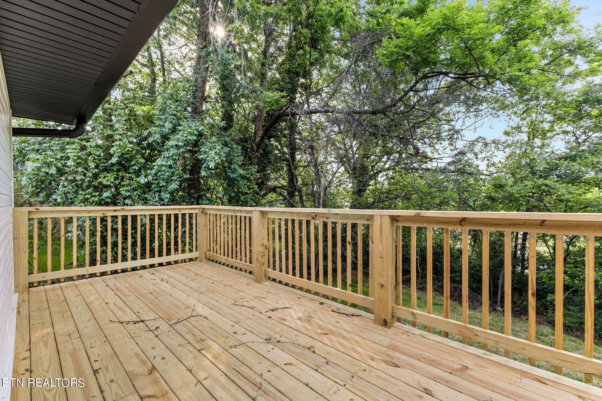 Spring Valley Dr, Knoxville, TN 37917