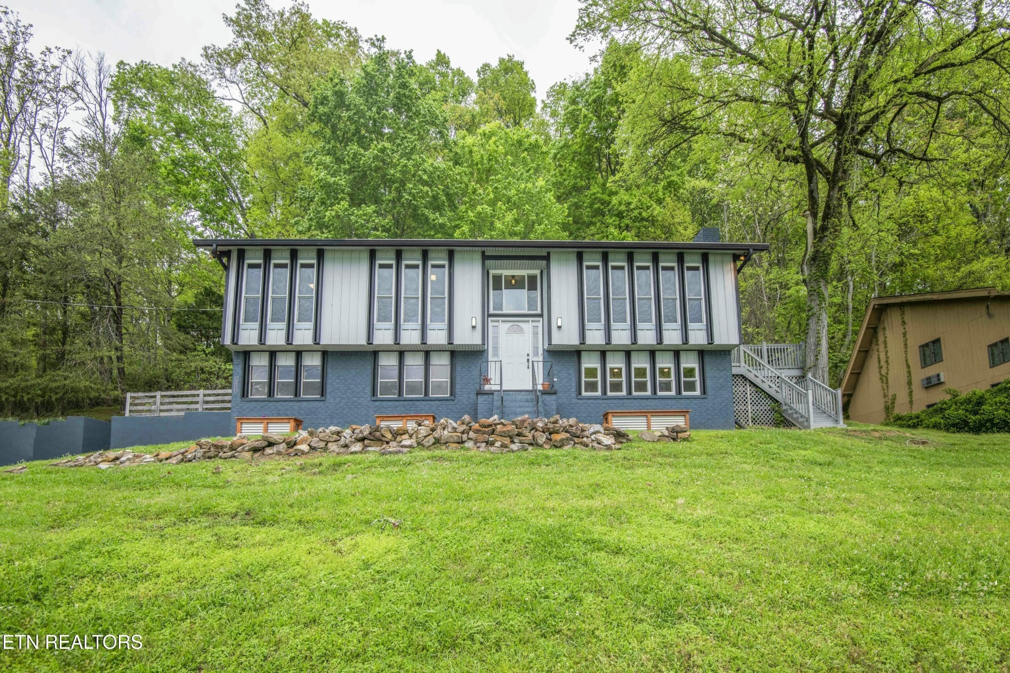 Jones Bend Rd, Louisville, TN 37777
