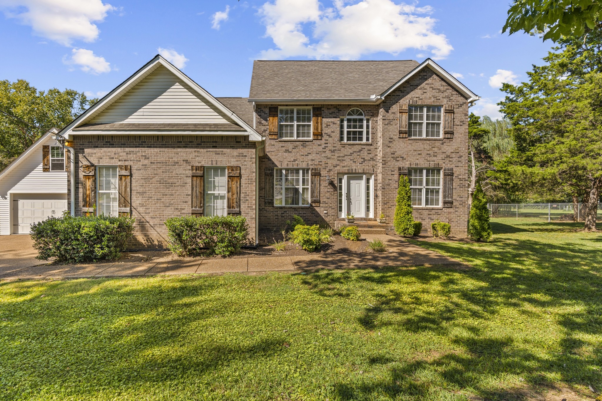 Dell Dr, Mount Juliet, TN 37122