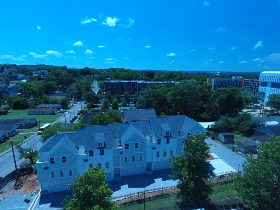 Hermosa St, Nashville, TN 37208