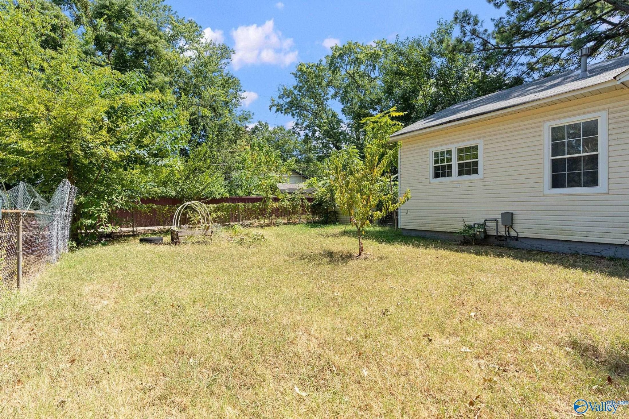 Clopton St, Huntsville, AL 35805