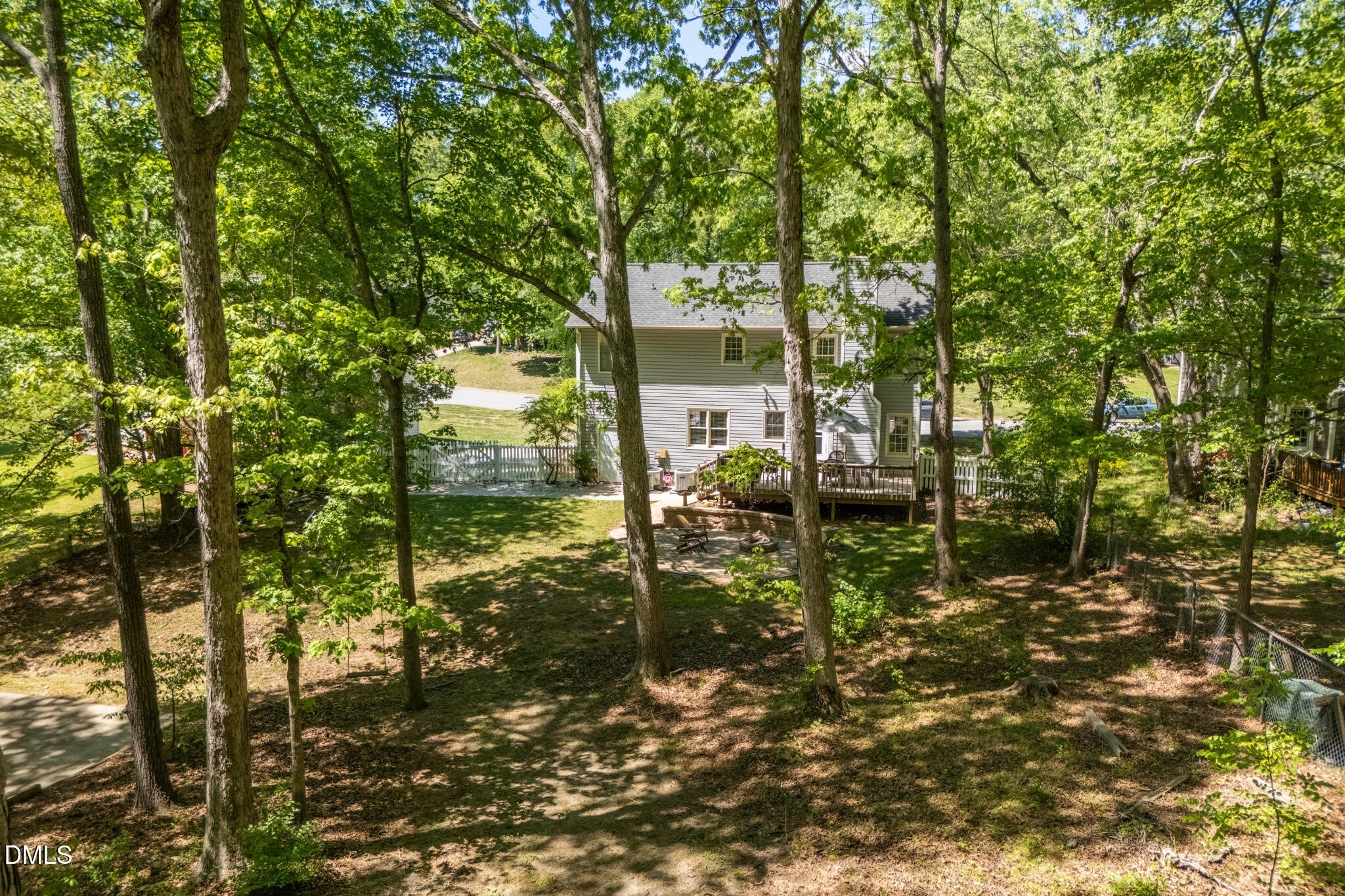 Pineburr Rd, Jamestown, NC 27282