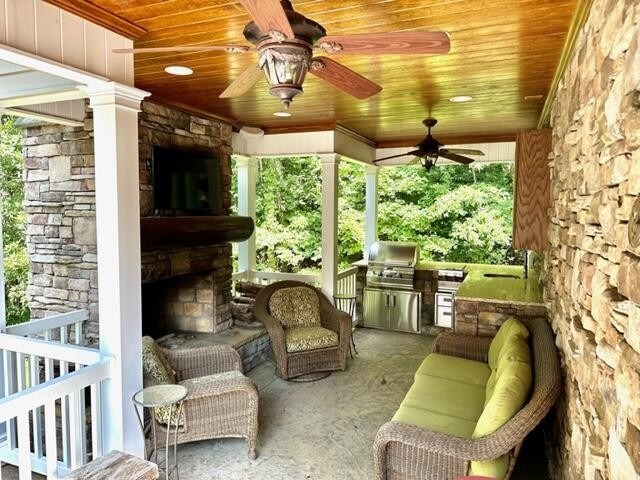Ridge Point Dr, Cleveland, TN 37311