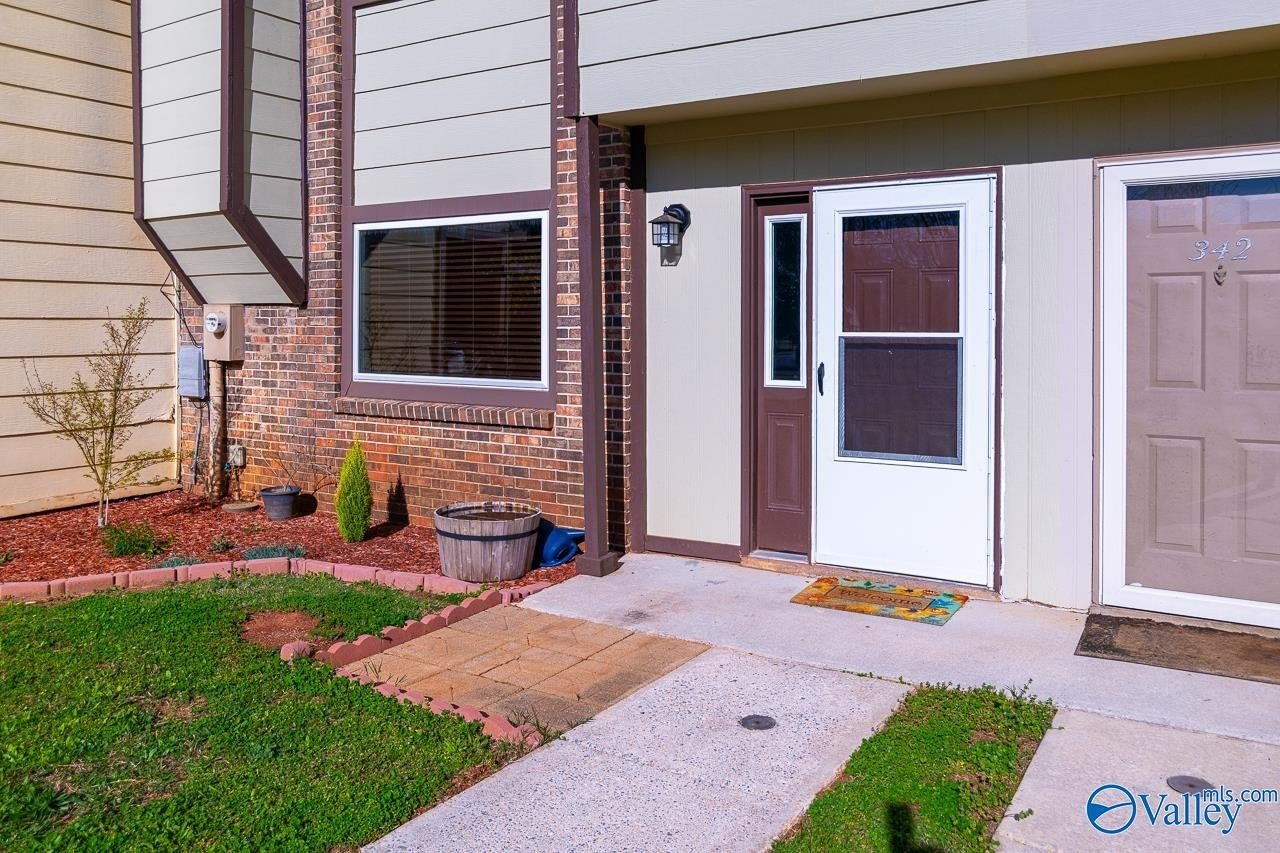 Autumn Ln, Madison, AL 35758