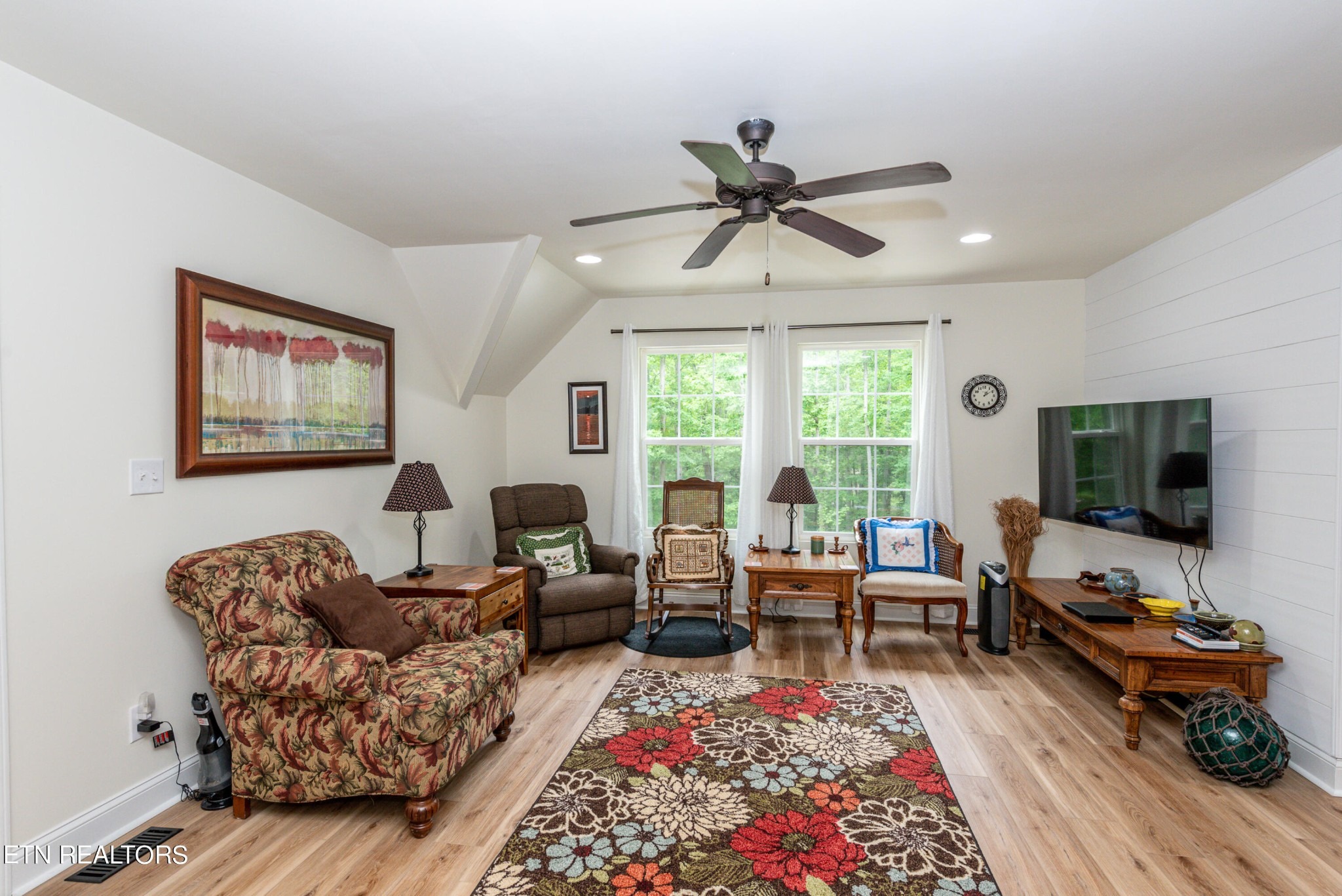 Irwinton Dr, Ten Mile, TN 37880
