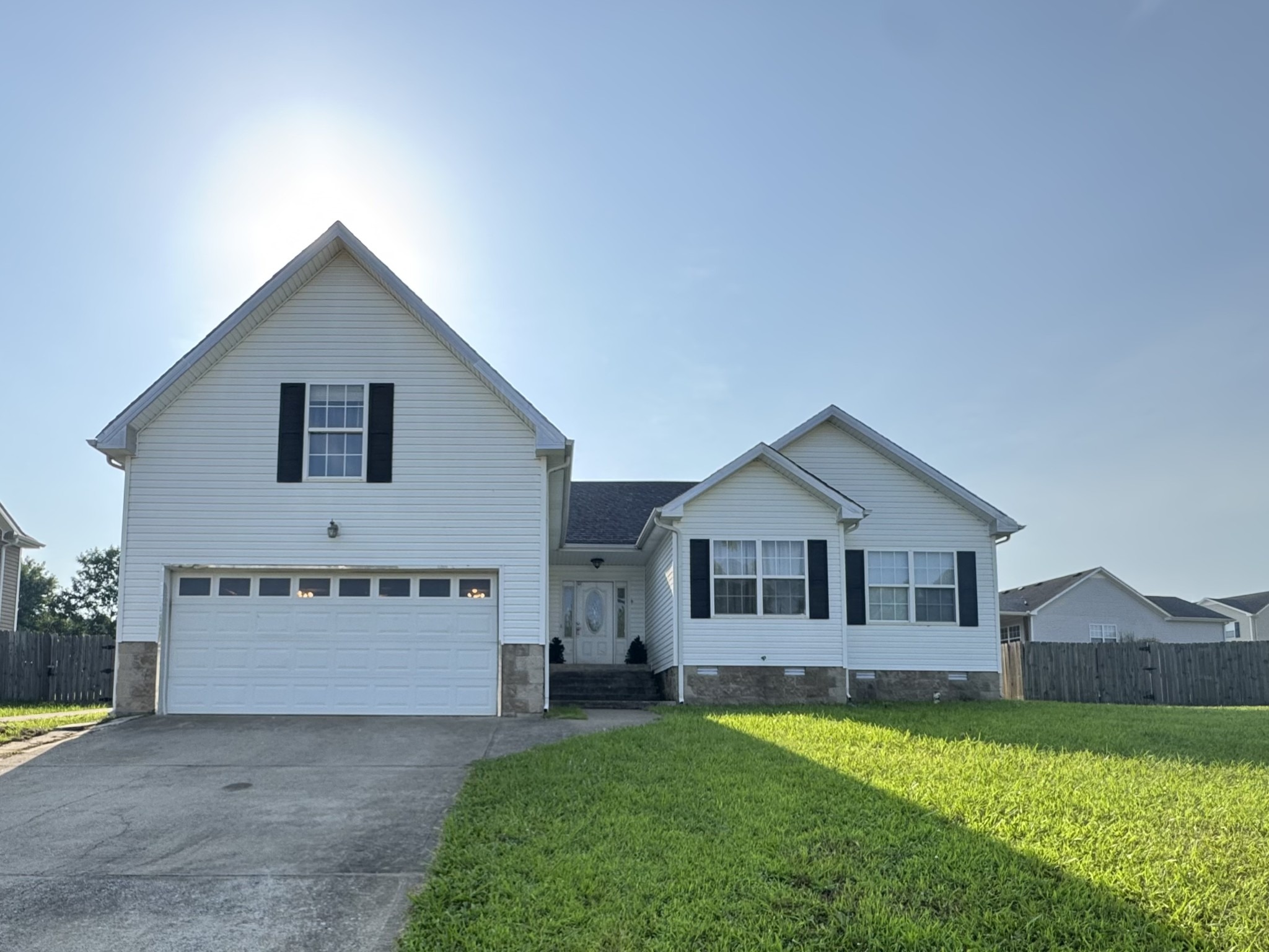 Mutual Dr, Clarksville, TN 37042