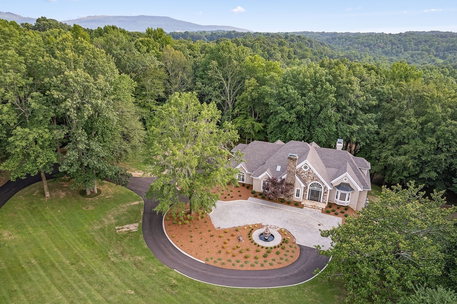 Laurel Ave, Mcminnville, TN 37110 #1