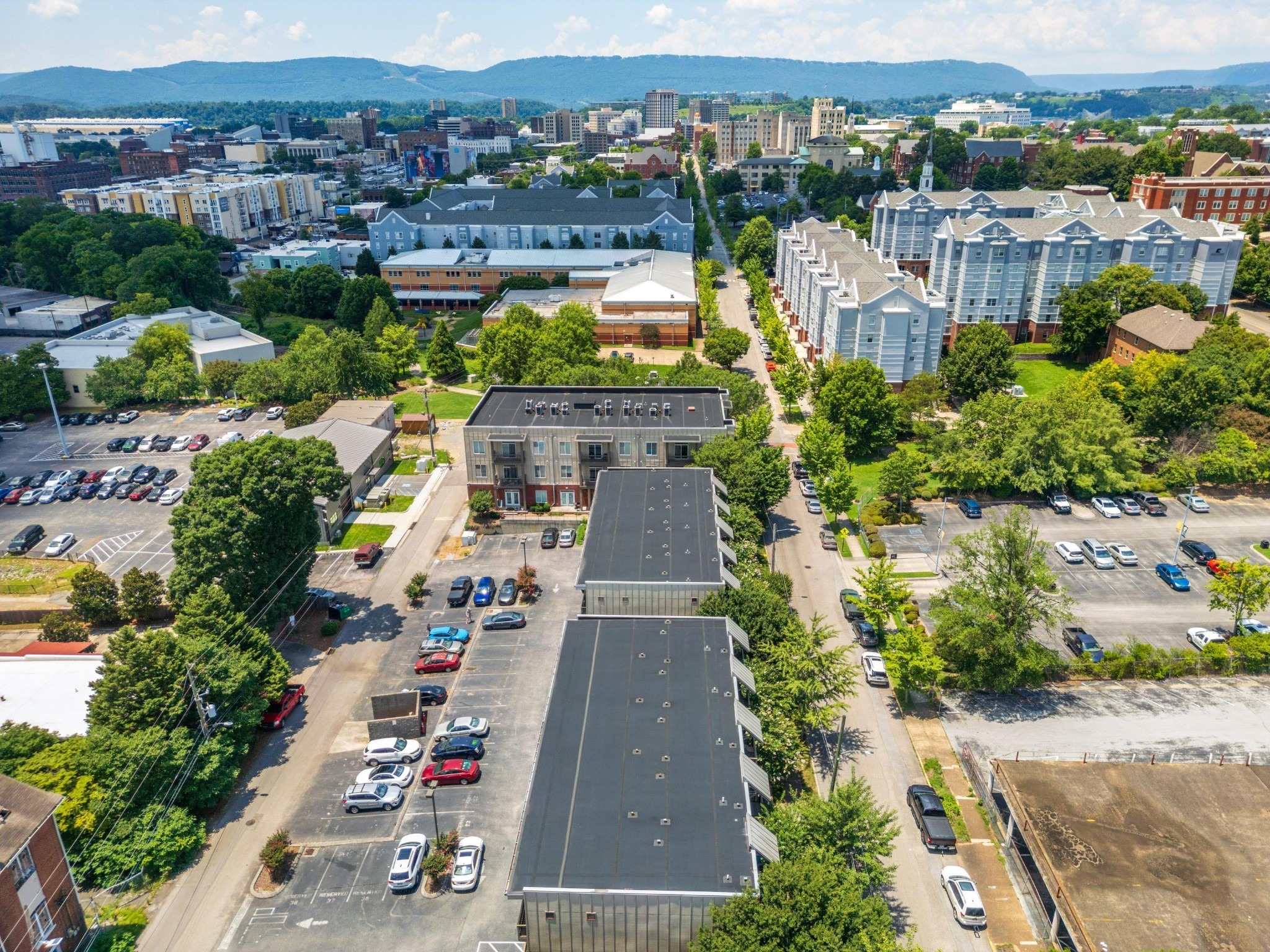 8th St, Chattanooga, TN 37403