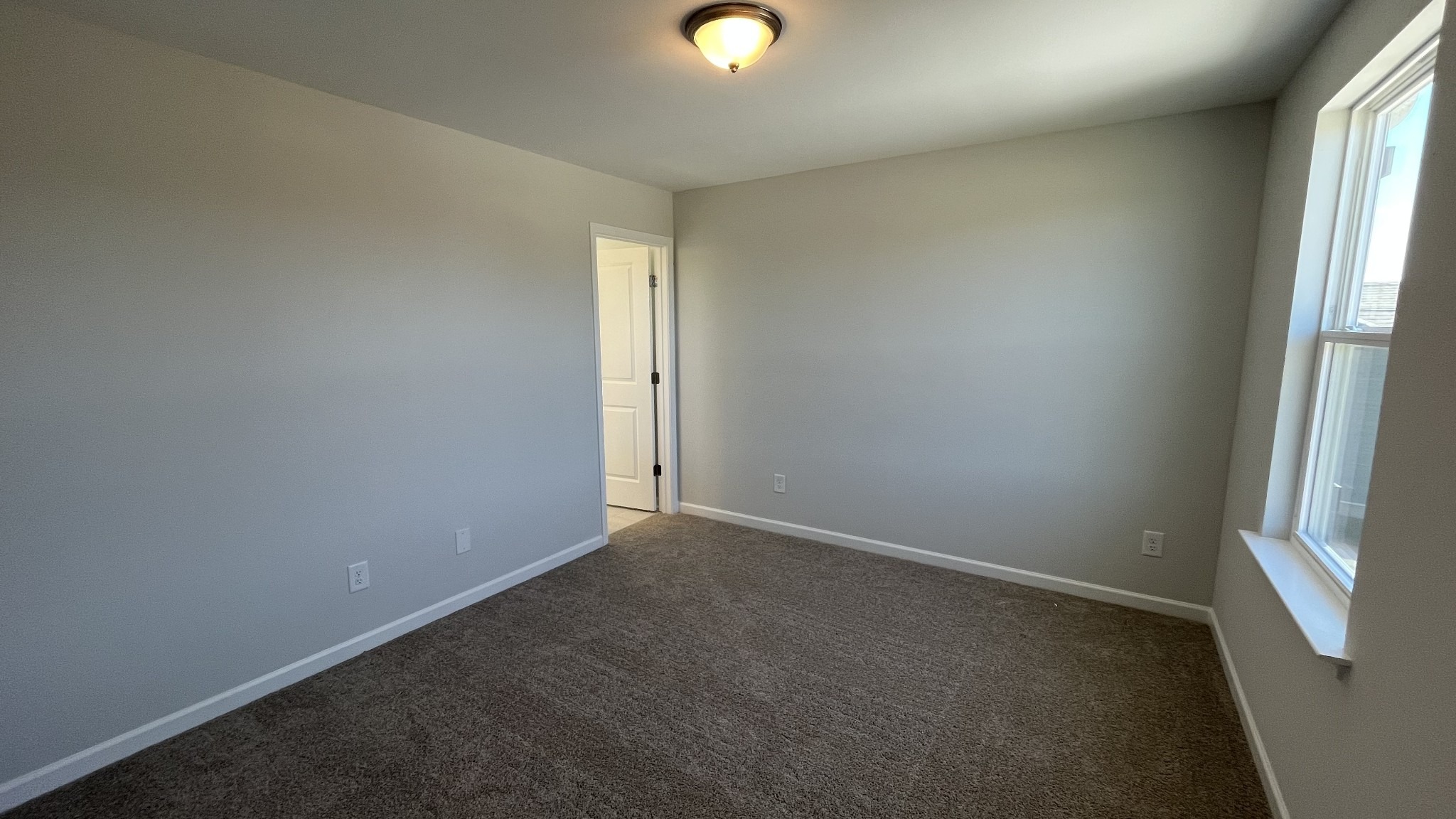 Larry Cir, Mount Pleasant, TN 38474