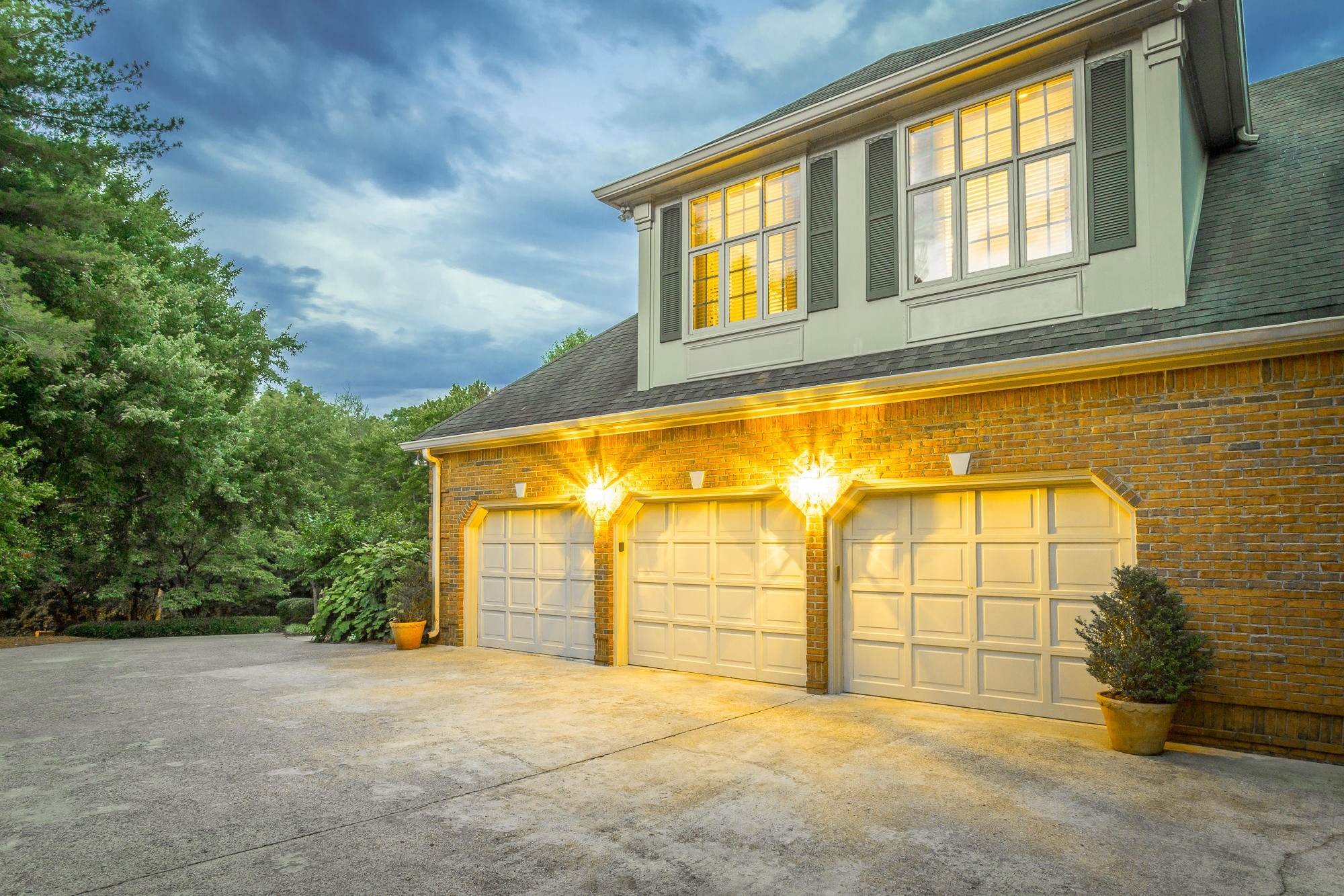Hamill Rd, Hixson, TN 37343 #1