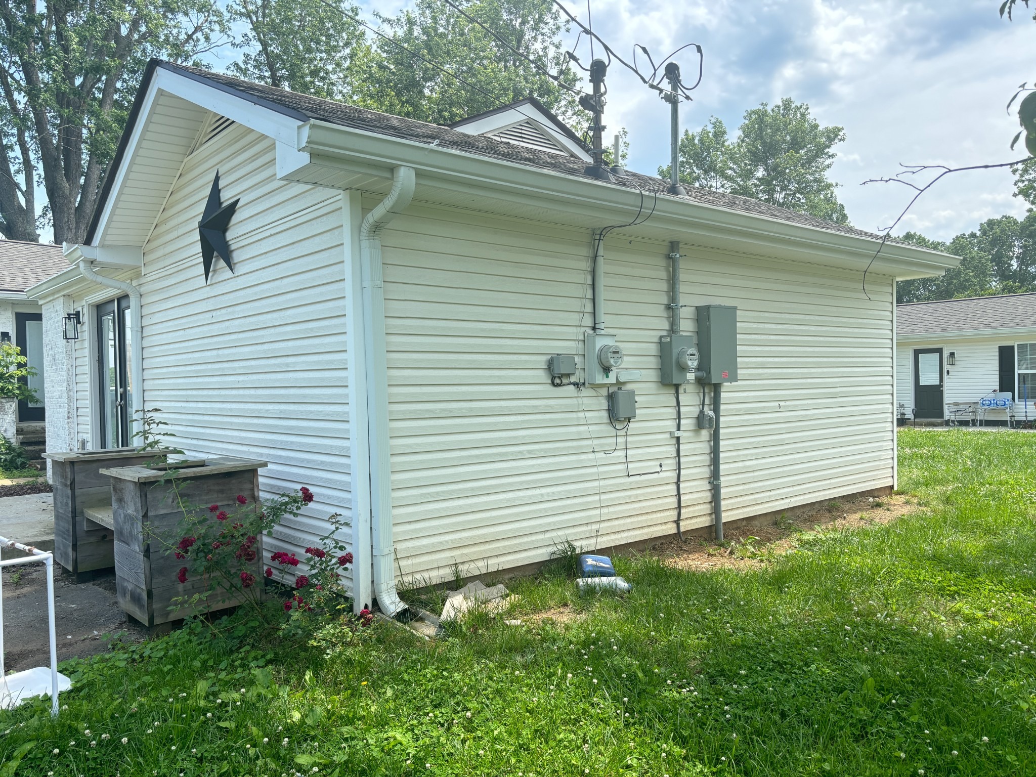 Circle Dr, Estill Springs, TN 37330 #1