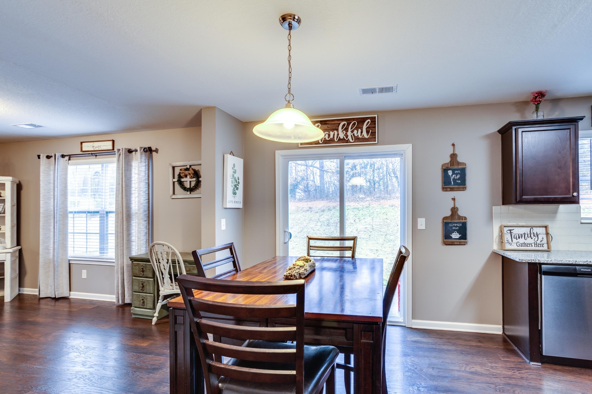 Lawgiver Cir, Corryton, TN 37721
