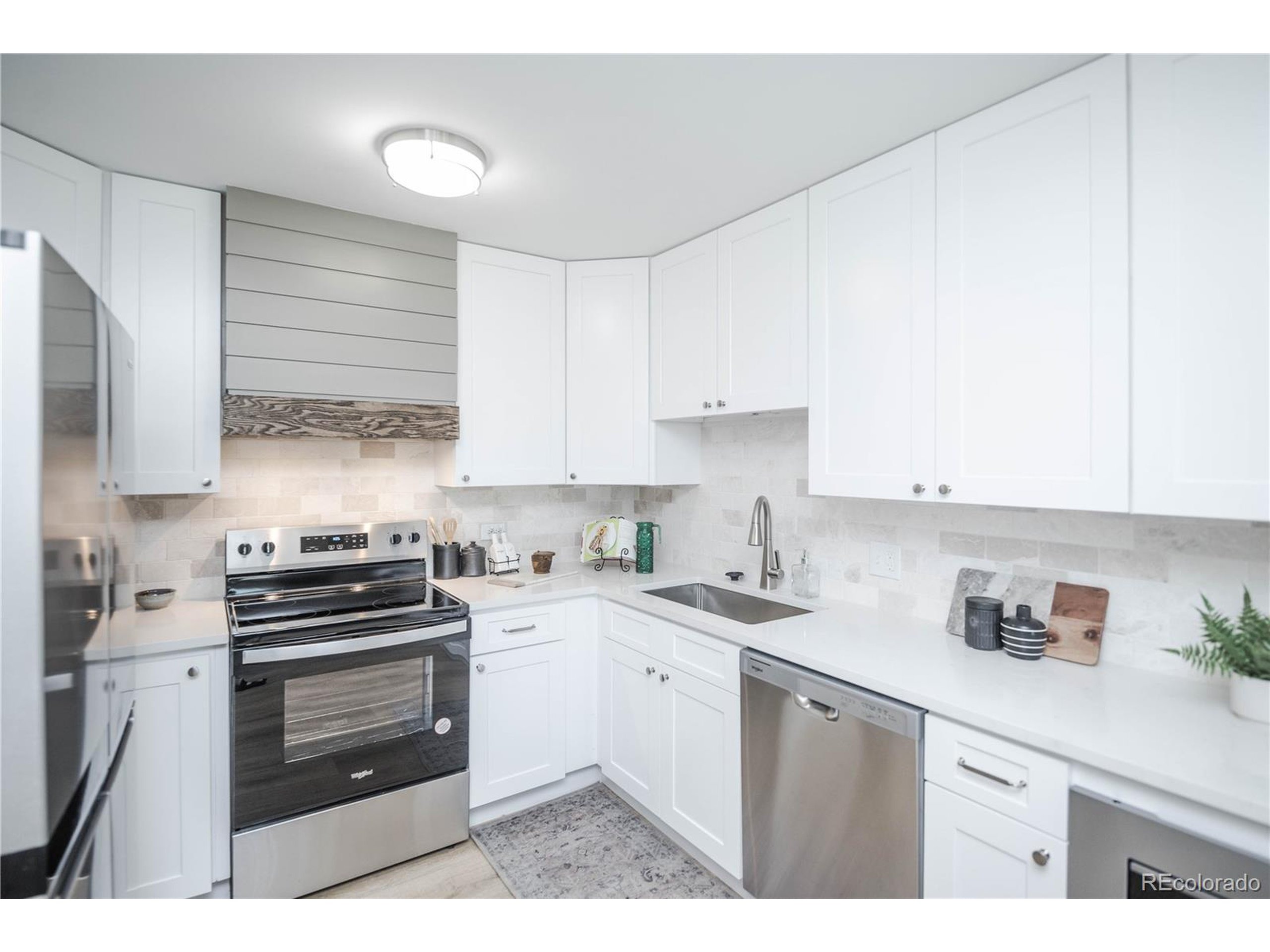Center Ave, Denver, CO 80247