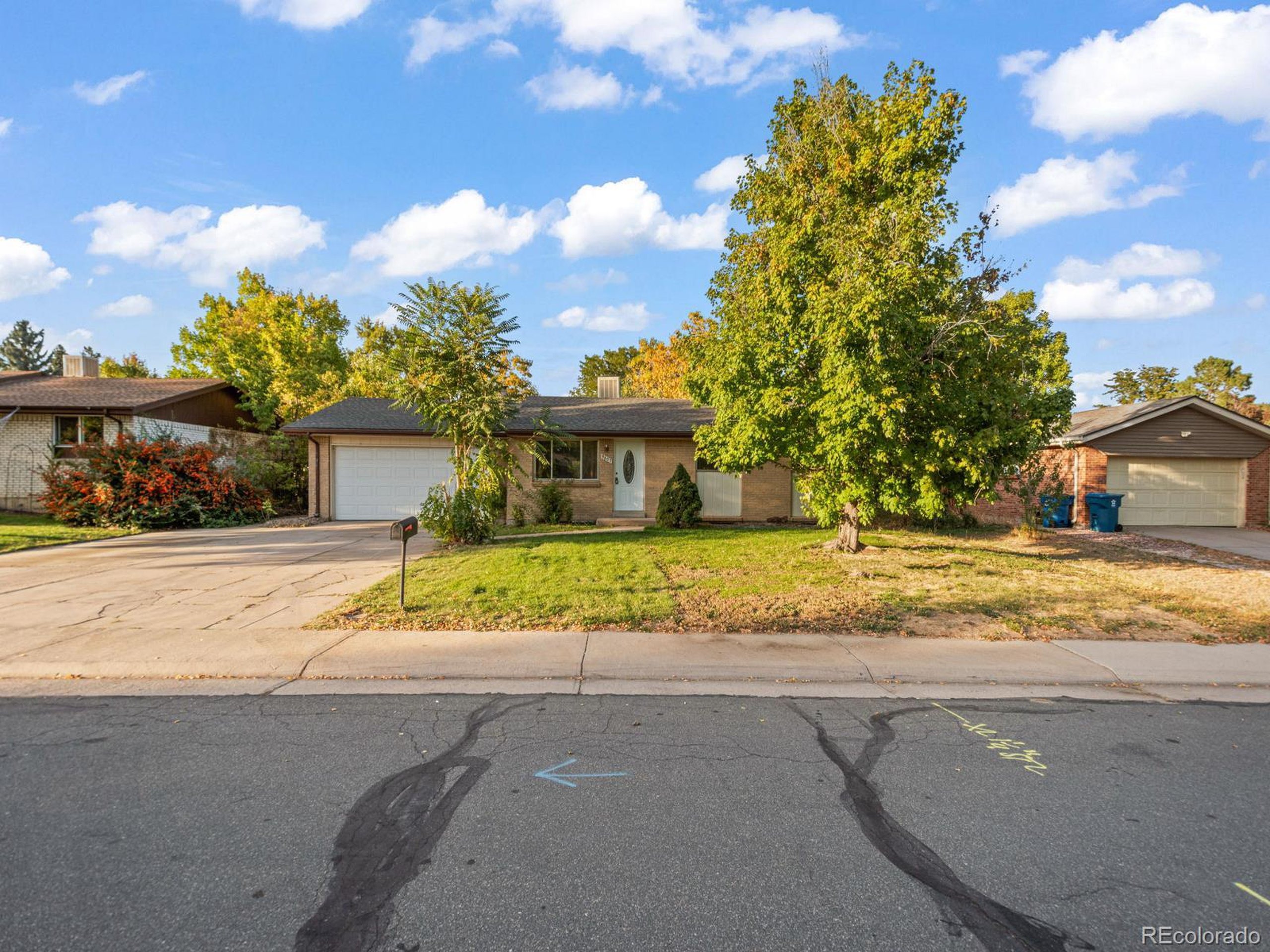 Arizona Ave, Lakewood, CO 80232