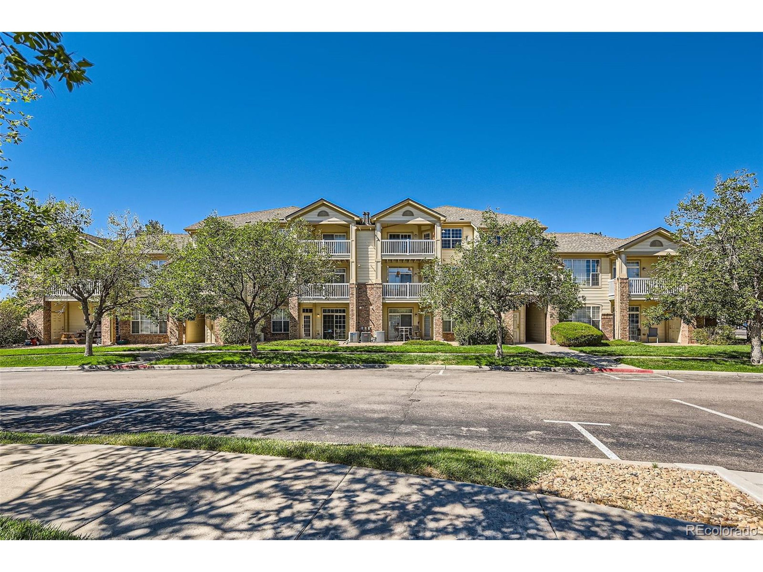 Gibralter Way, Aurora, CO 80019