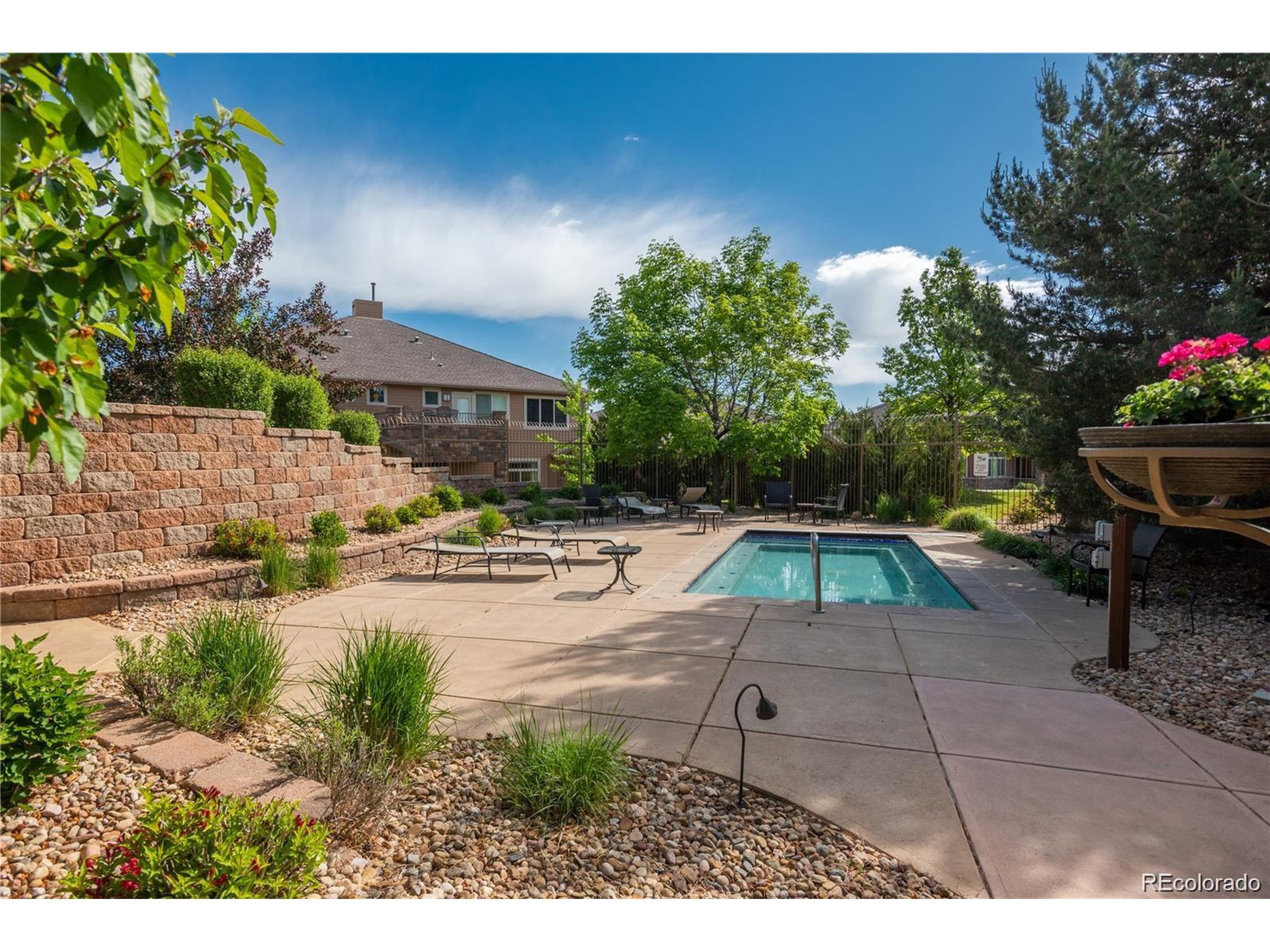 Gold Peak Dr, Highlands Ranch, CO 80130