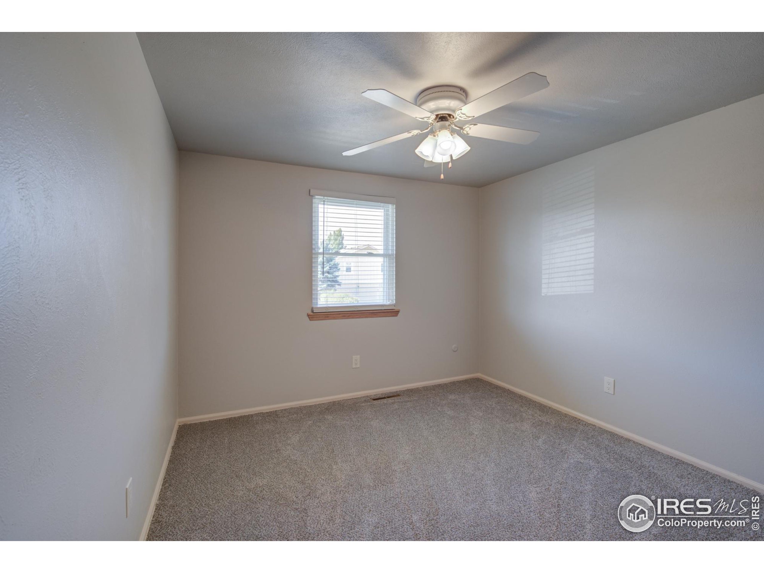 Burlington Dr, Longmont, CO 80501