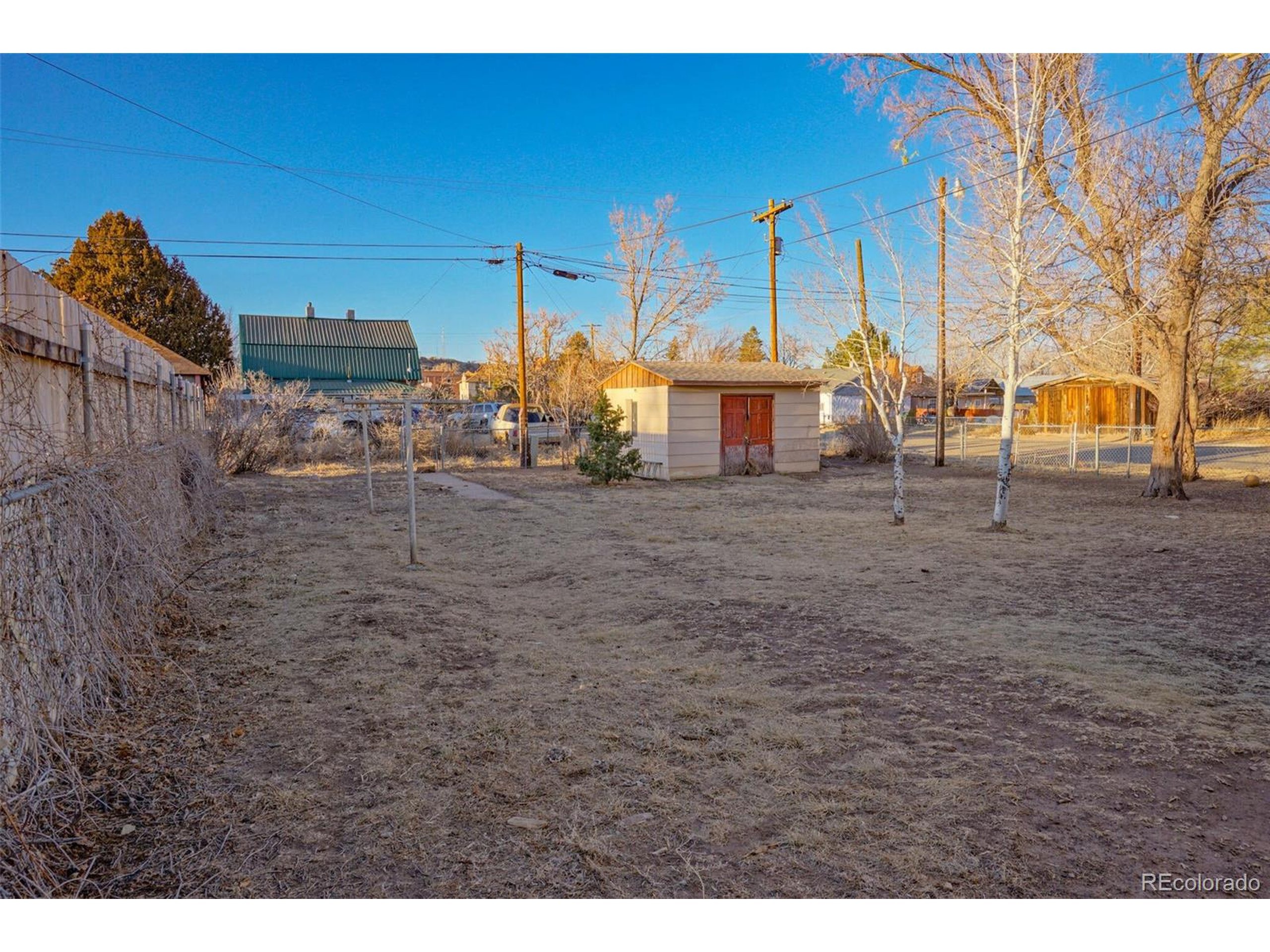 Russell Ave, Walsenburg, CO 81089