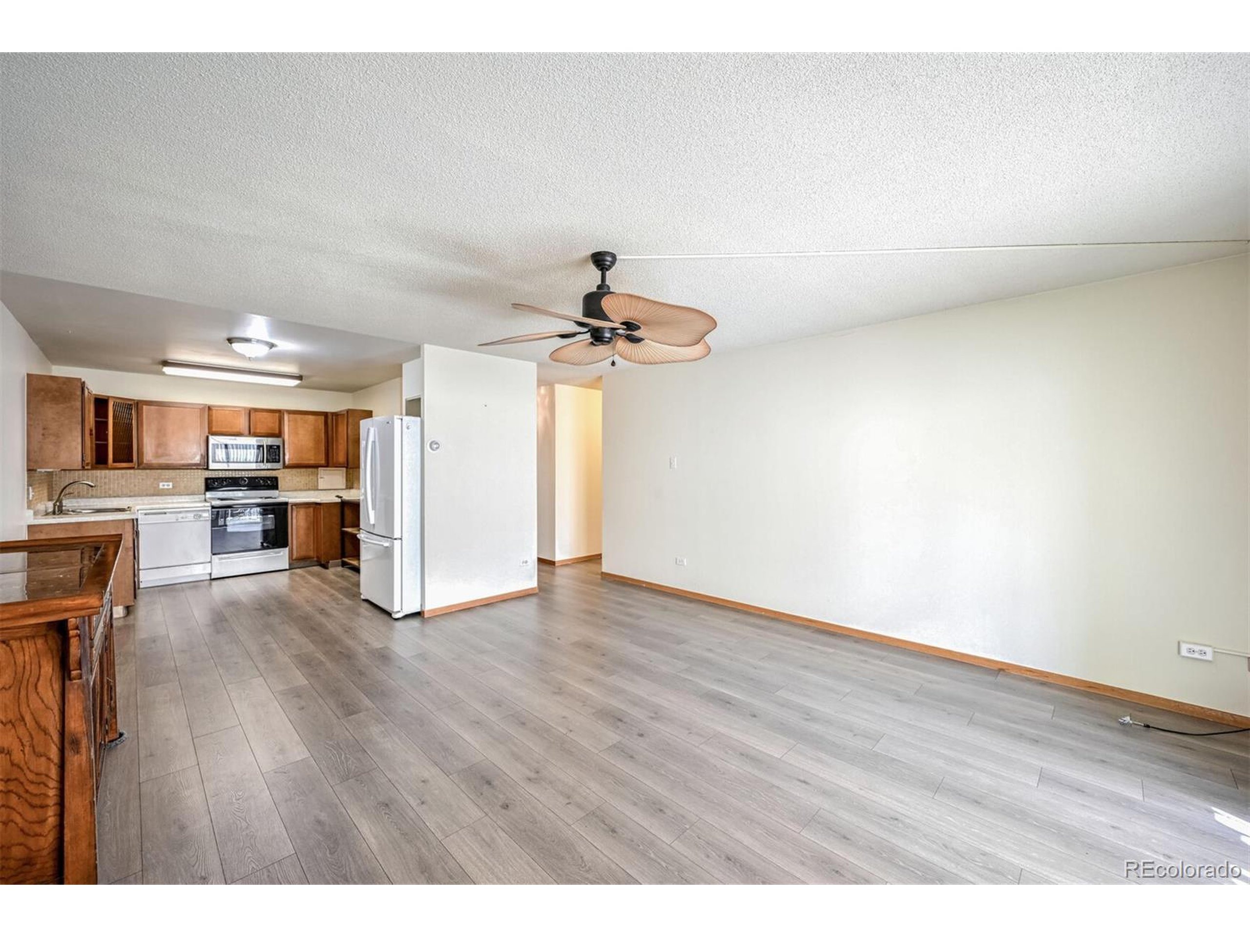 Center Ave, Denver, CO 80247