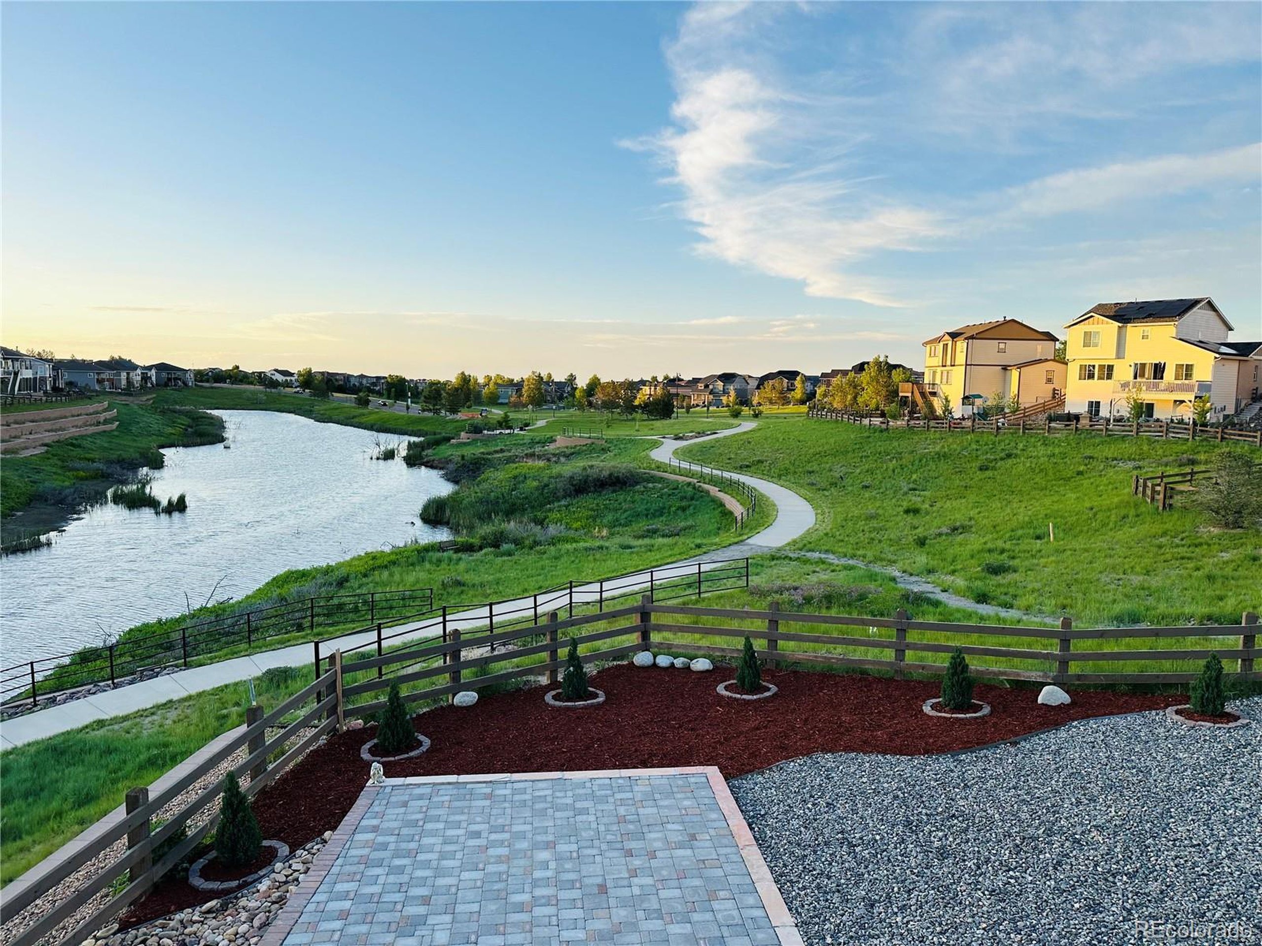 Robertsdale Way, Aurora, CO 80016