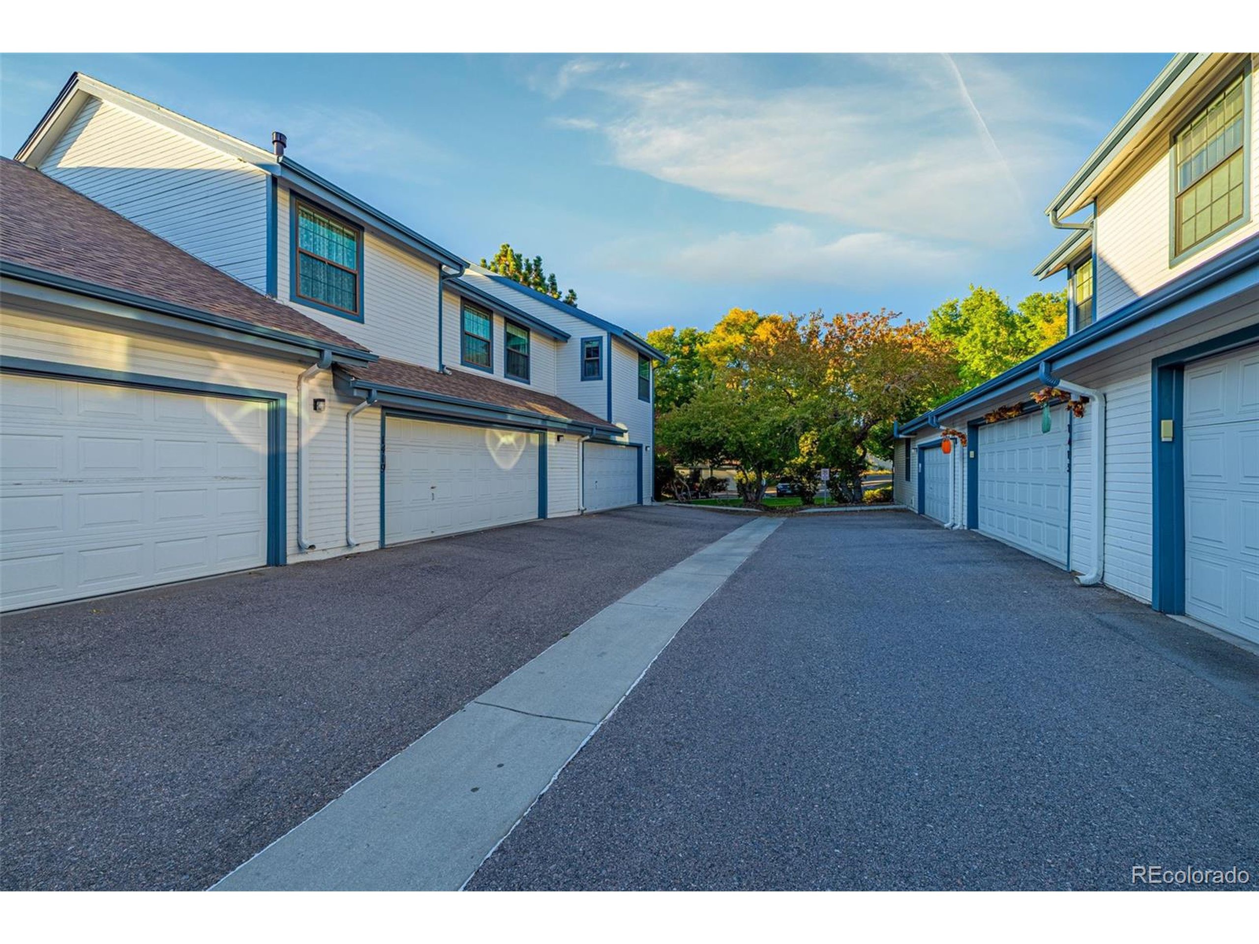 Lake Ct, Littleton, CO 80120