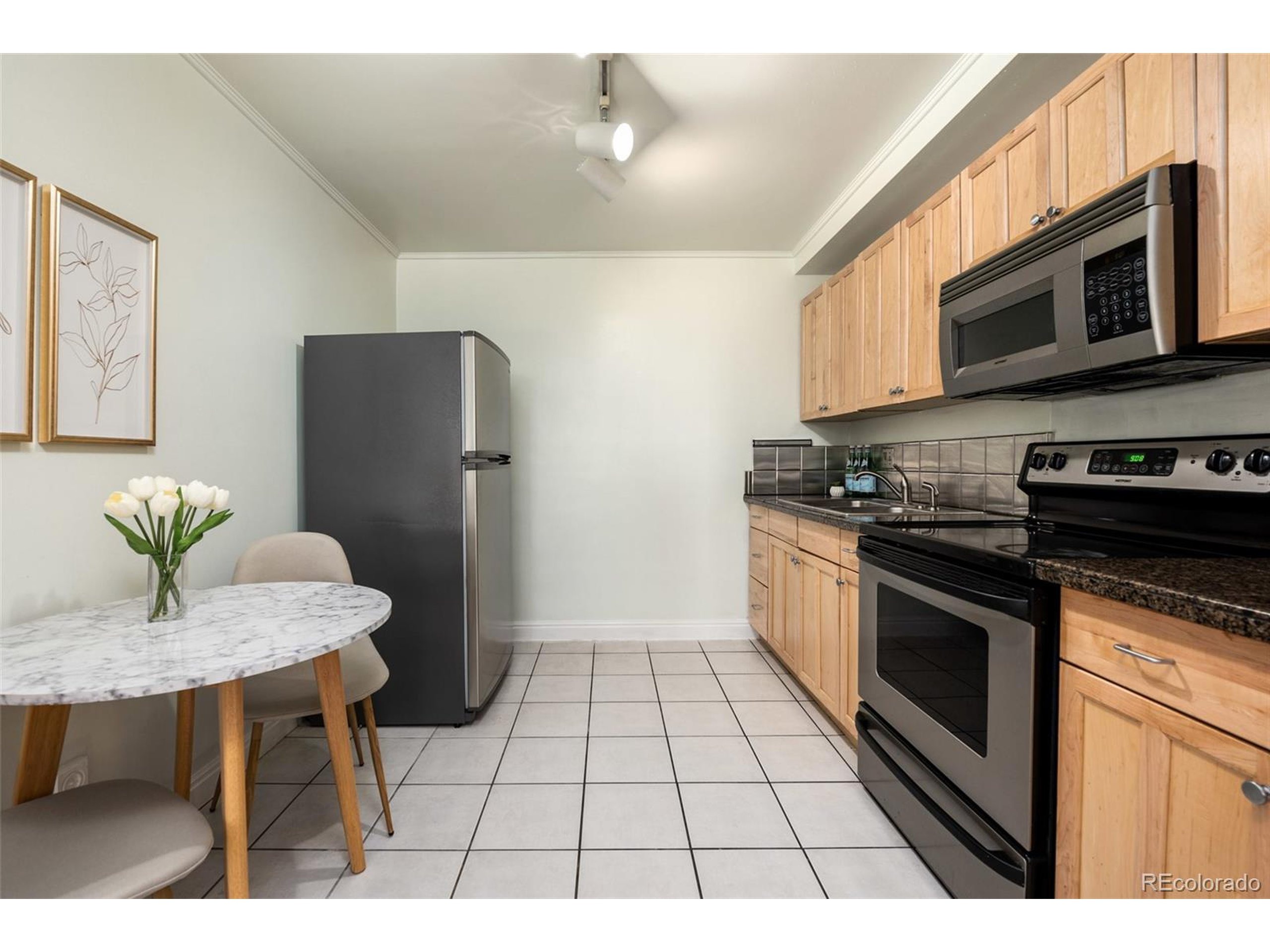 Pearl St, Denver, CO 80203