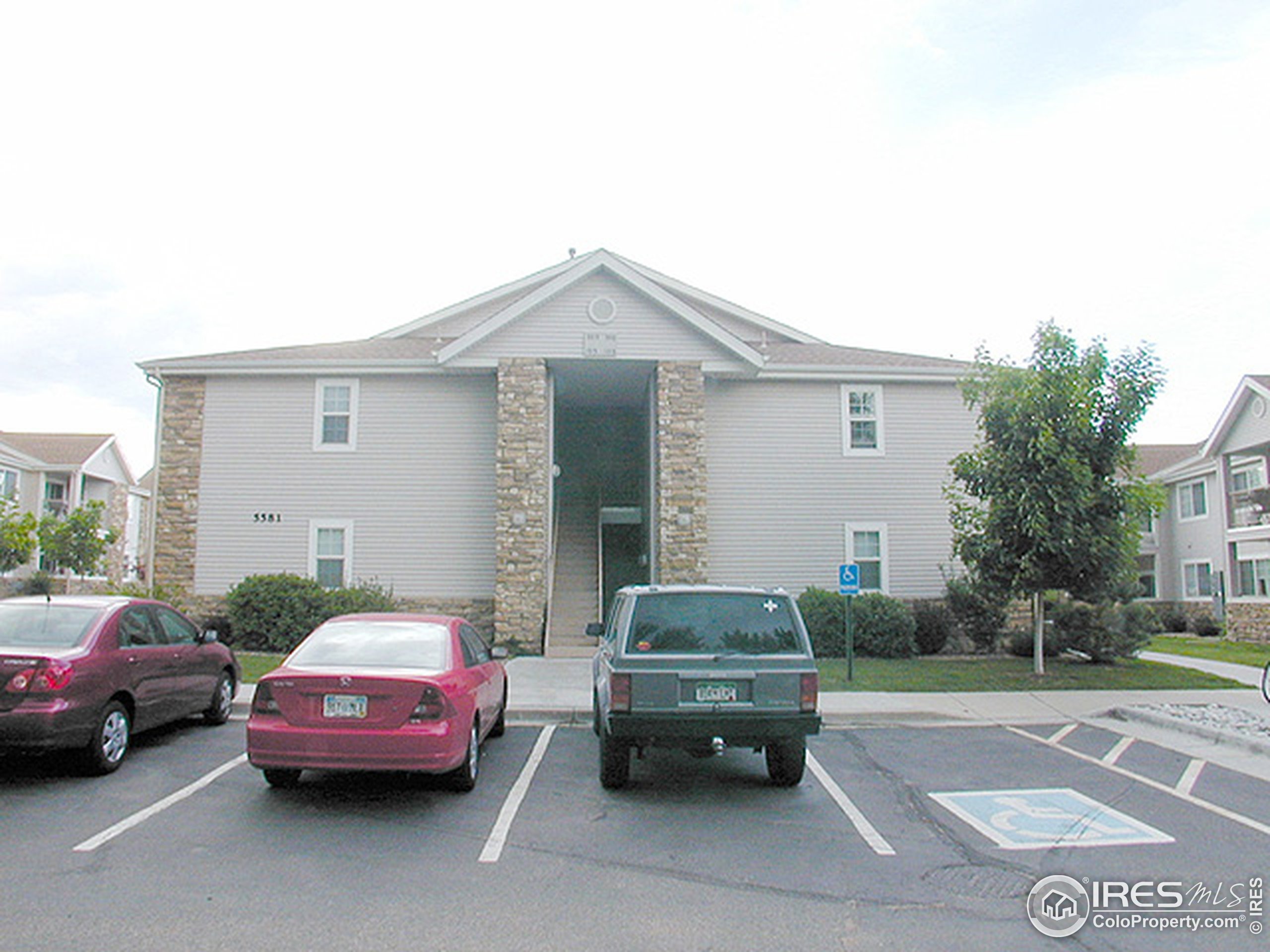 76th Ave, Arvada, CO 80003