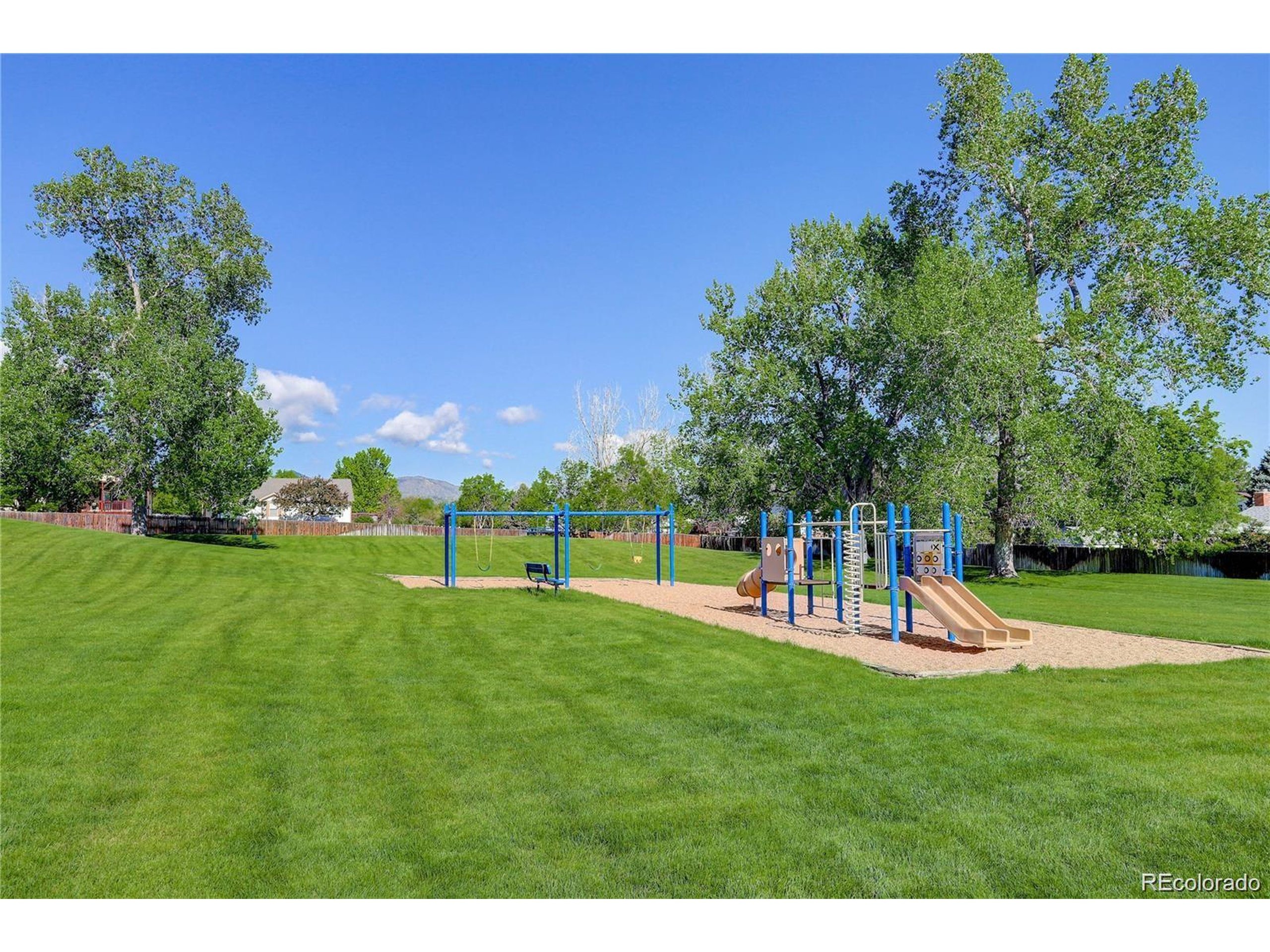 Coal Mine Ave, Littleton, CO 80123