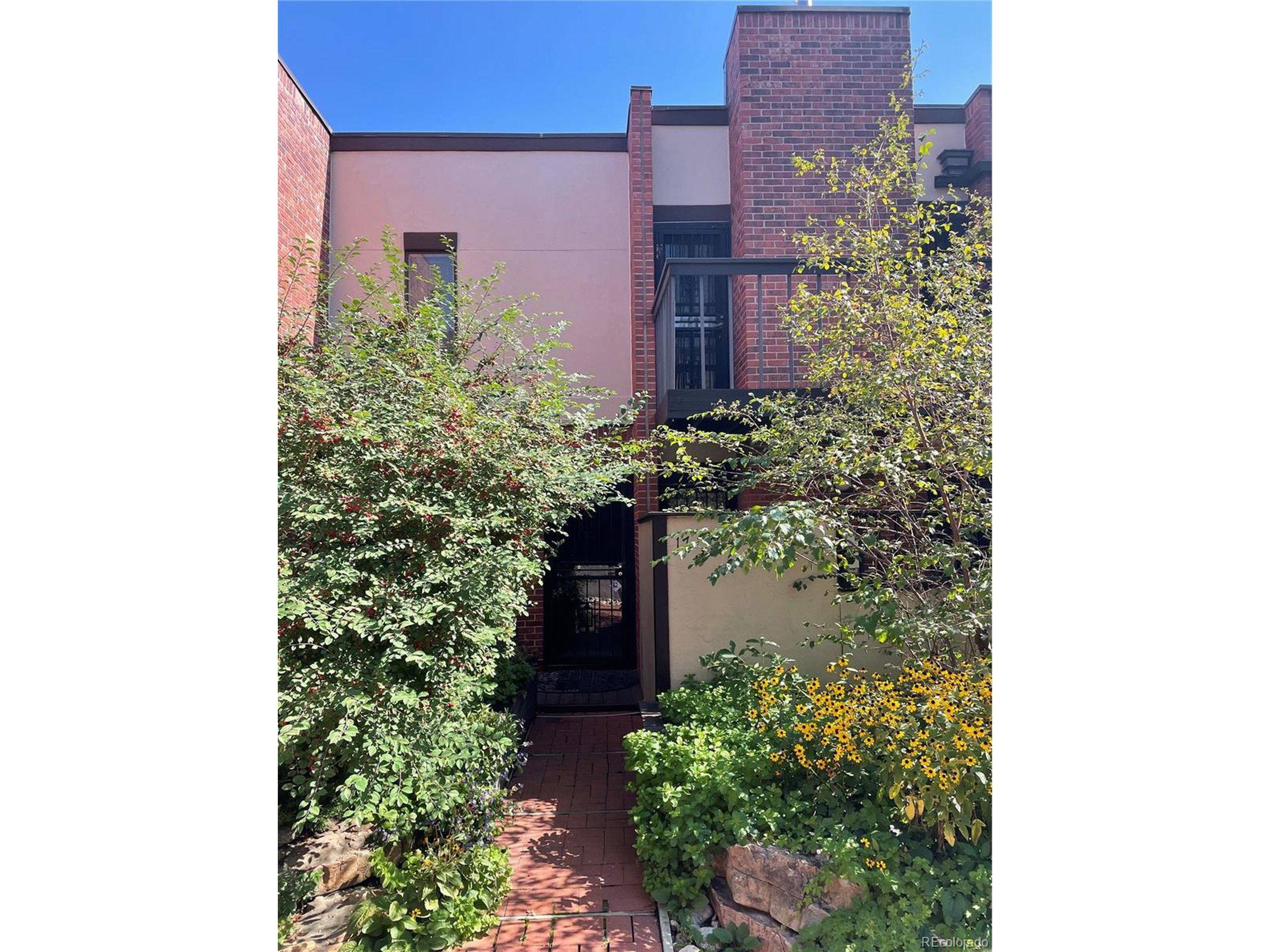 Pearl St, Denver, CO 80203