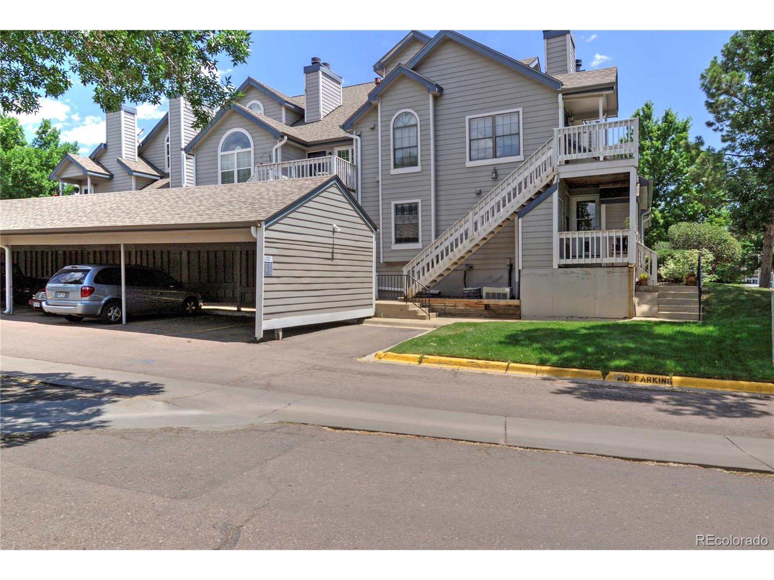 Upham Way, Littleton, CO 80128