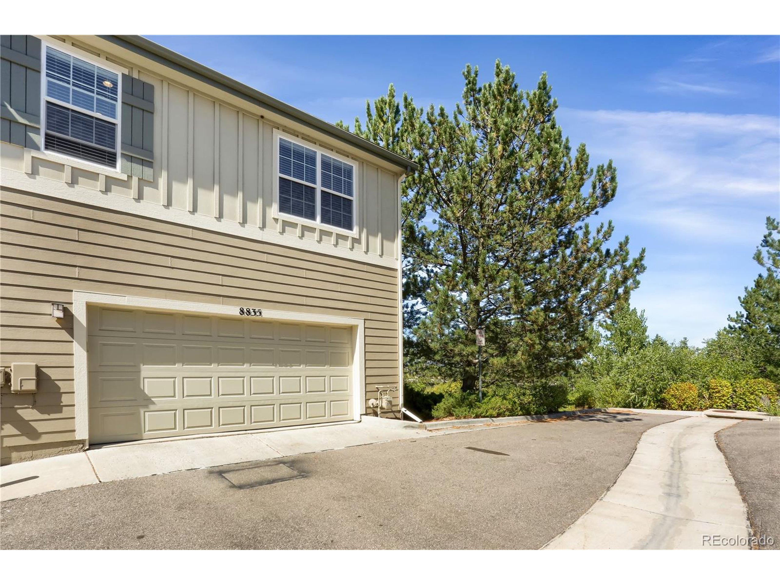 Edinburgh Cir, Highlands Ranch, CO 80129