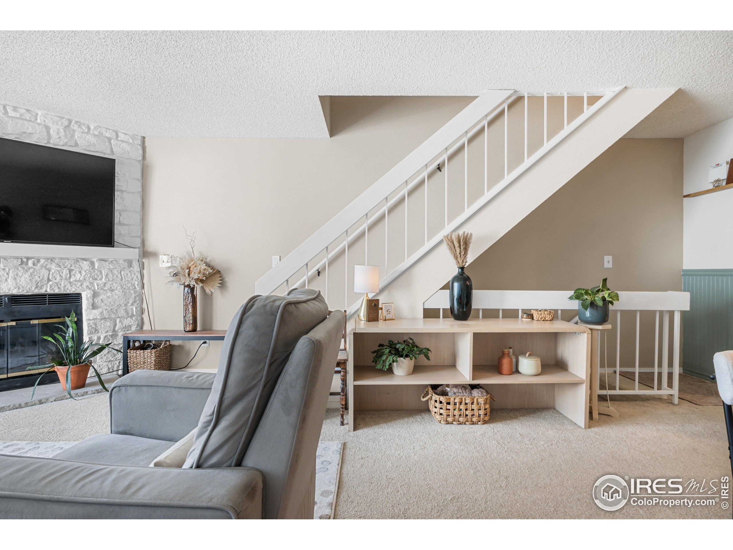 Cornell Ave, Lakewood, CO 80227