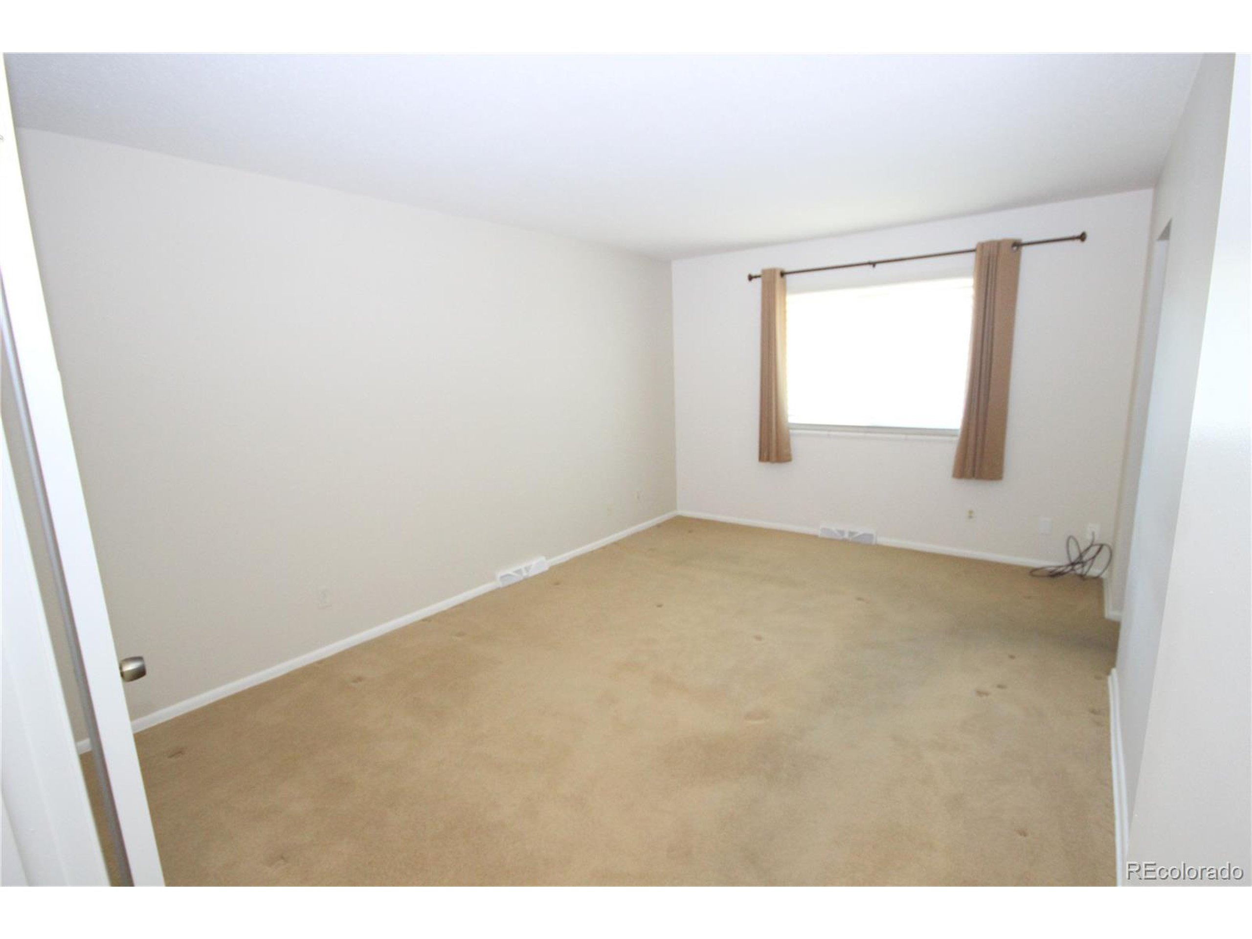 Cedar Cir, Lakewood, CO 80226
