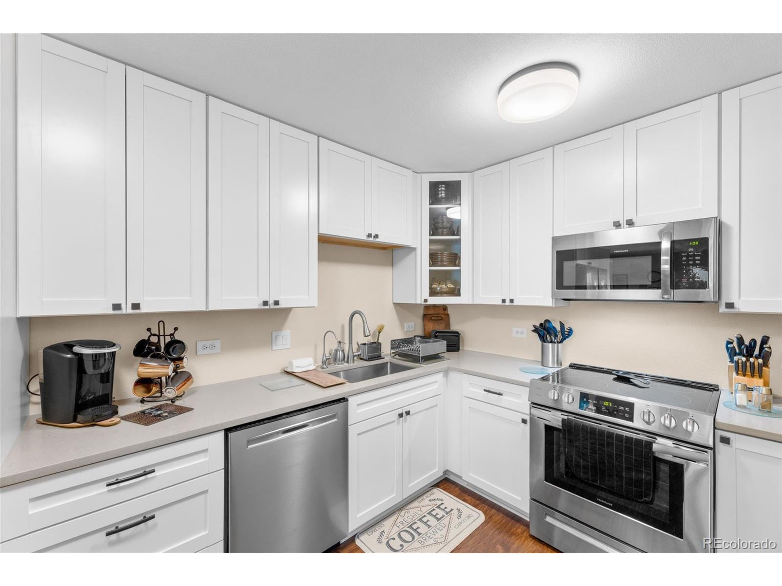 Alton Way, Denver, CO 80247