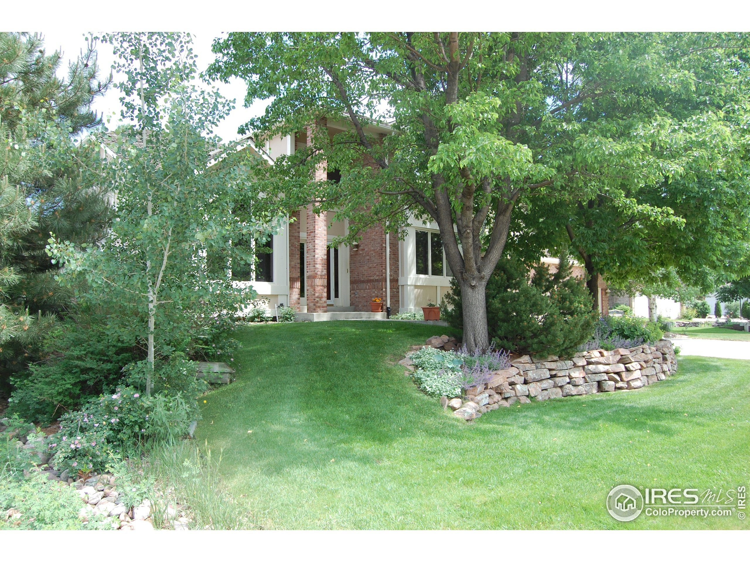 Eagle Ct, Longmont, CO 80503