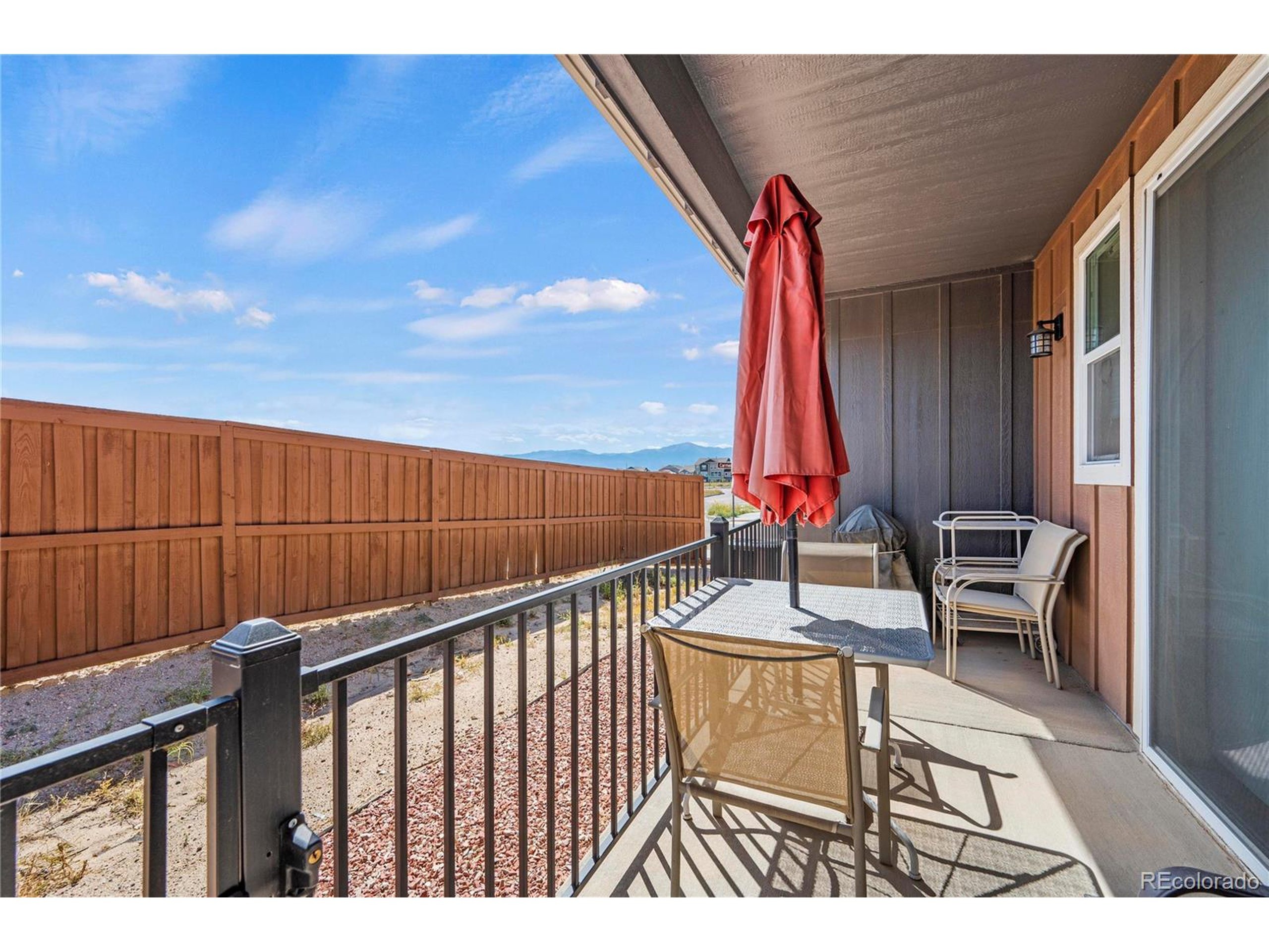 Almond Wood Loop, Colorado Springs, CO 80908