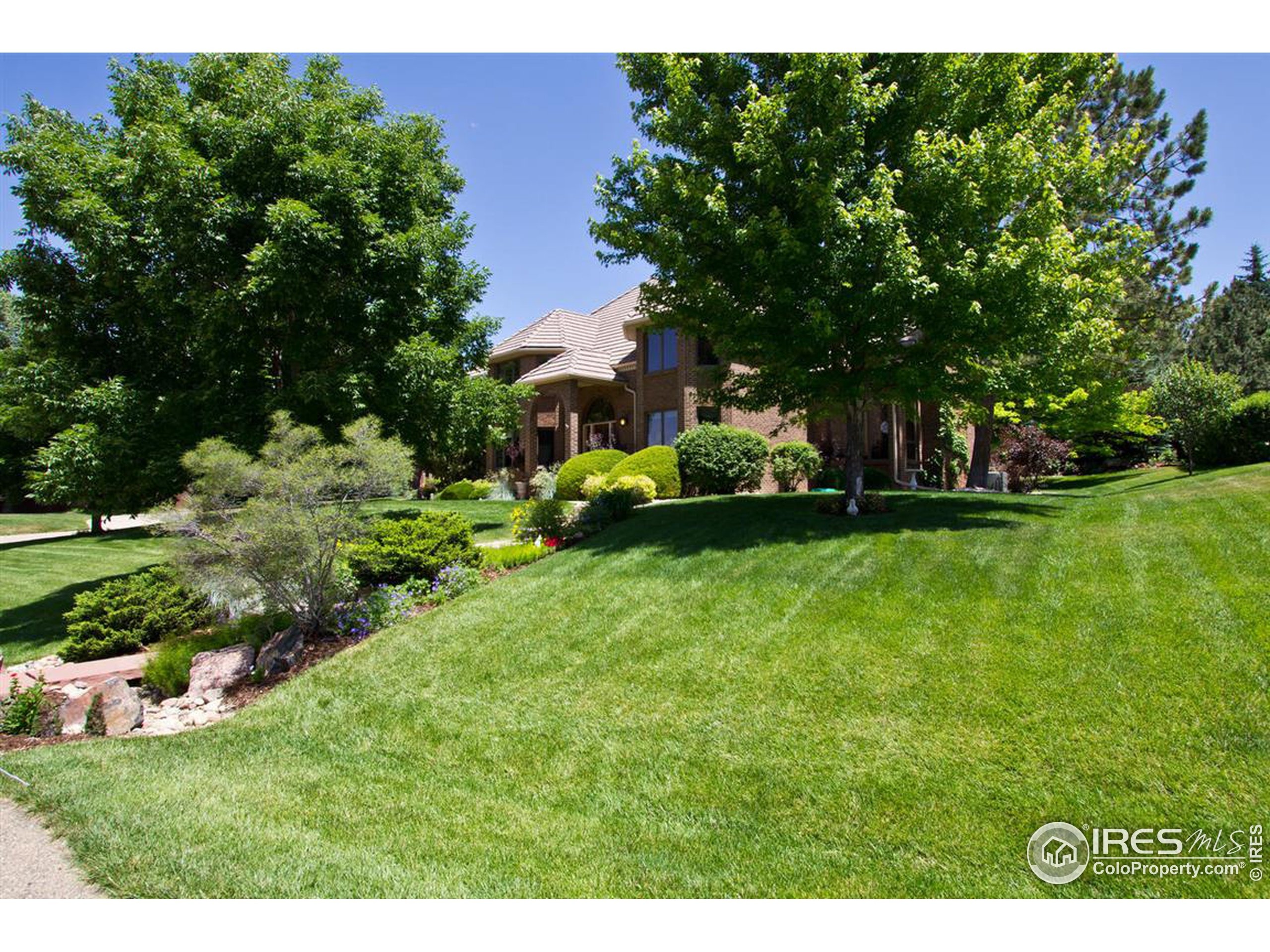 Pawnee Way, Niwot, CO 80503